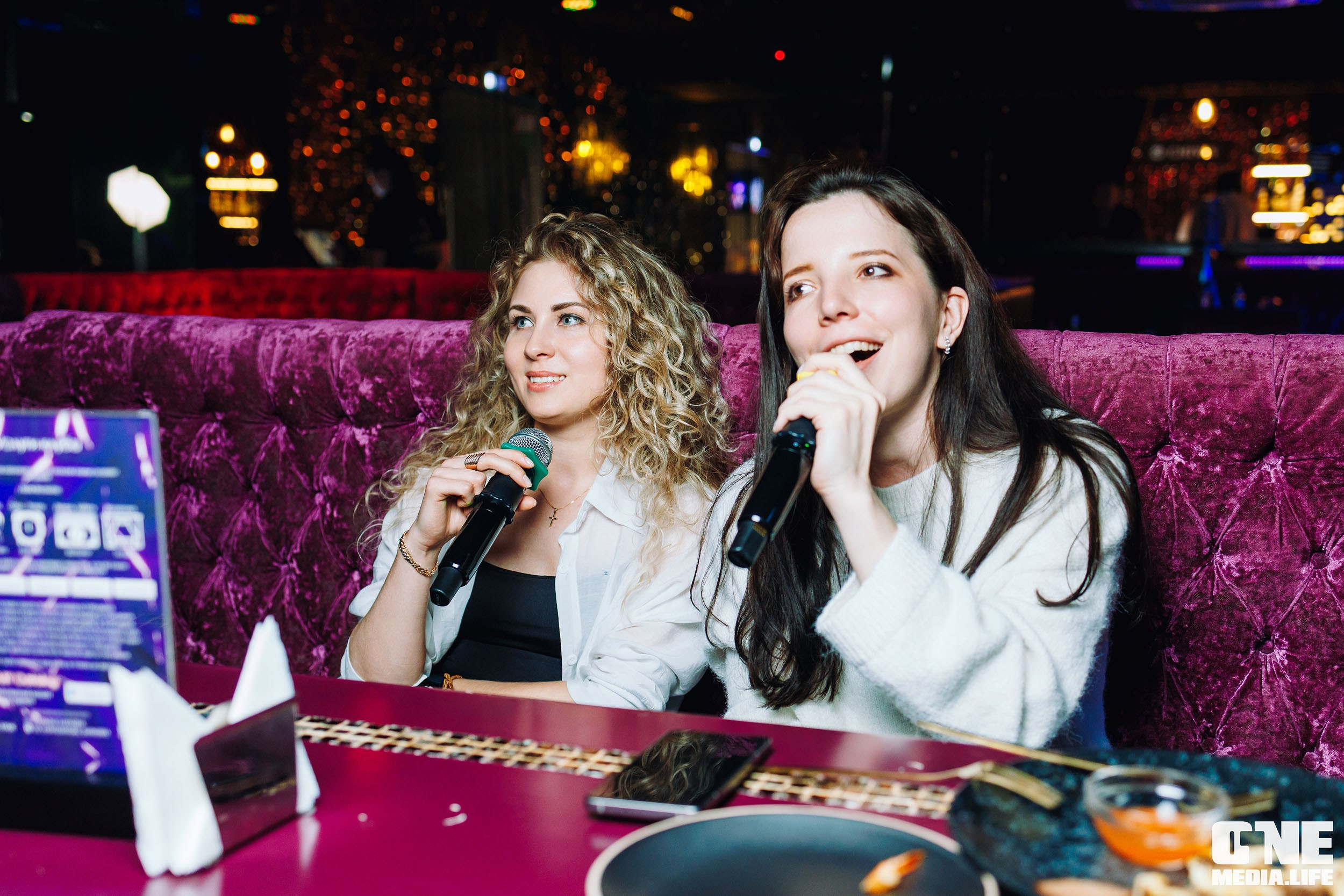 Фоторепортаж из караоке-клуба Эйфория. One Media Life: фоторепортажи, фотоотчеты с мероприятий и заведений