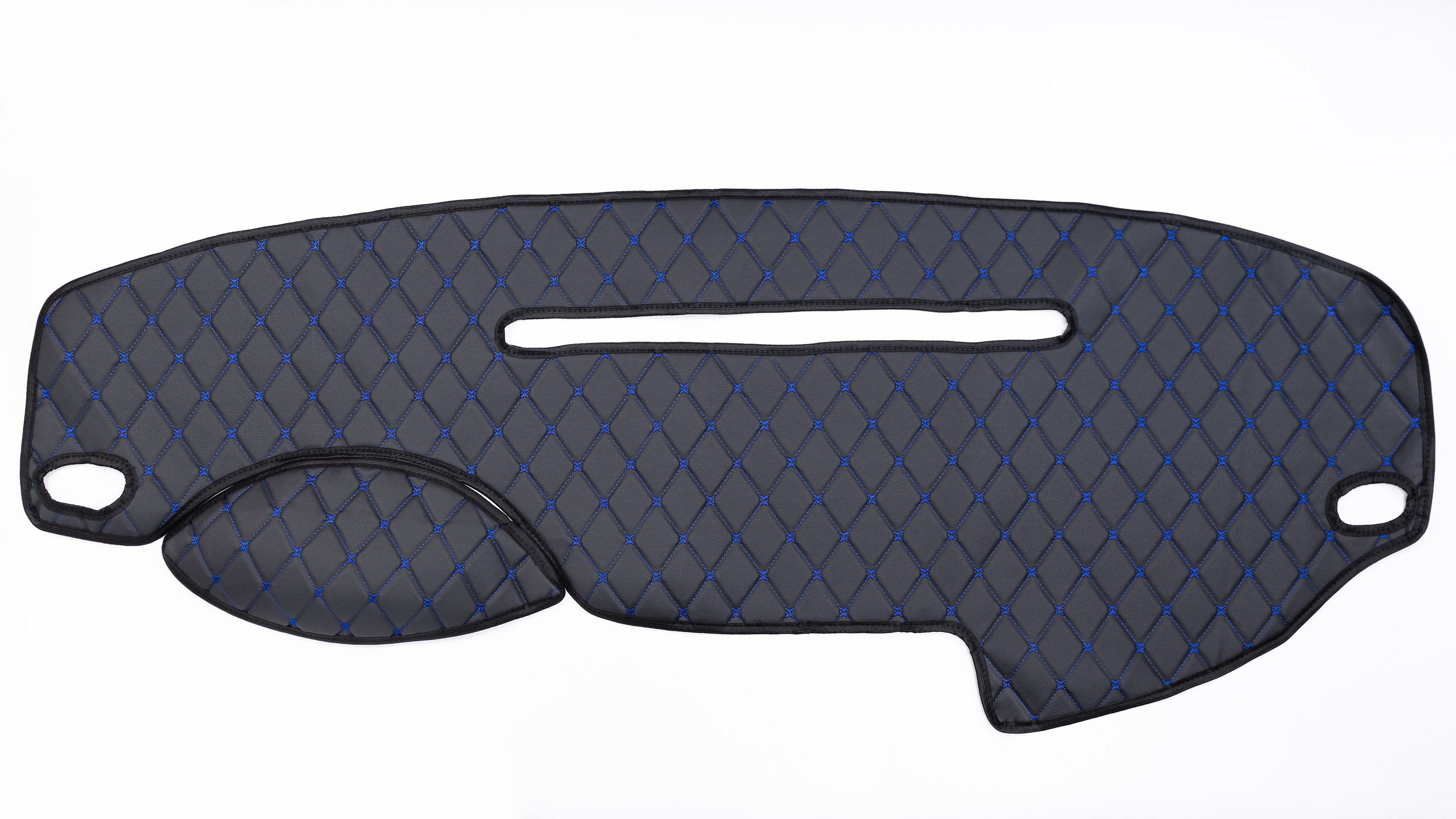 Автонакидки на панель. Предметный фотограф, фото для маркетплейсов Пятигорск, КМВ