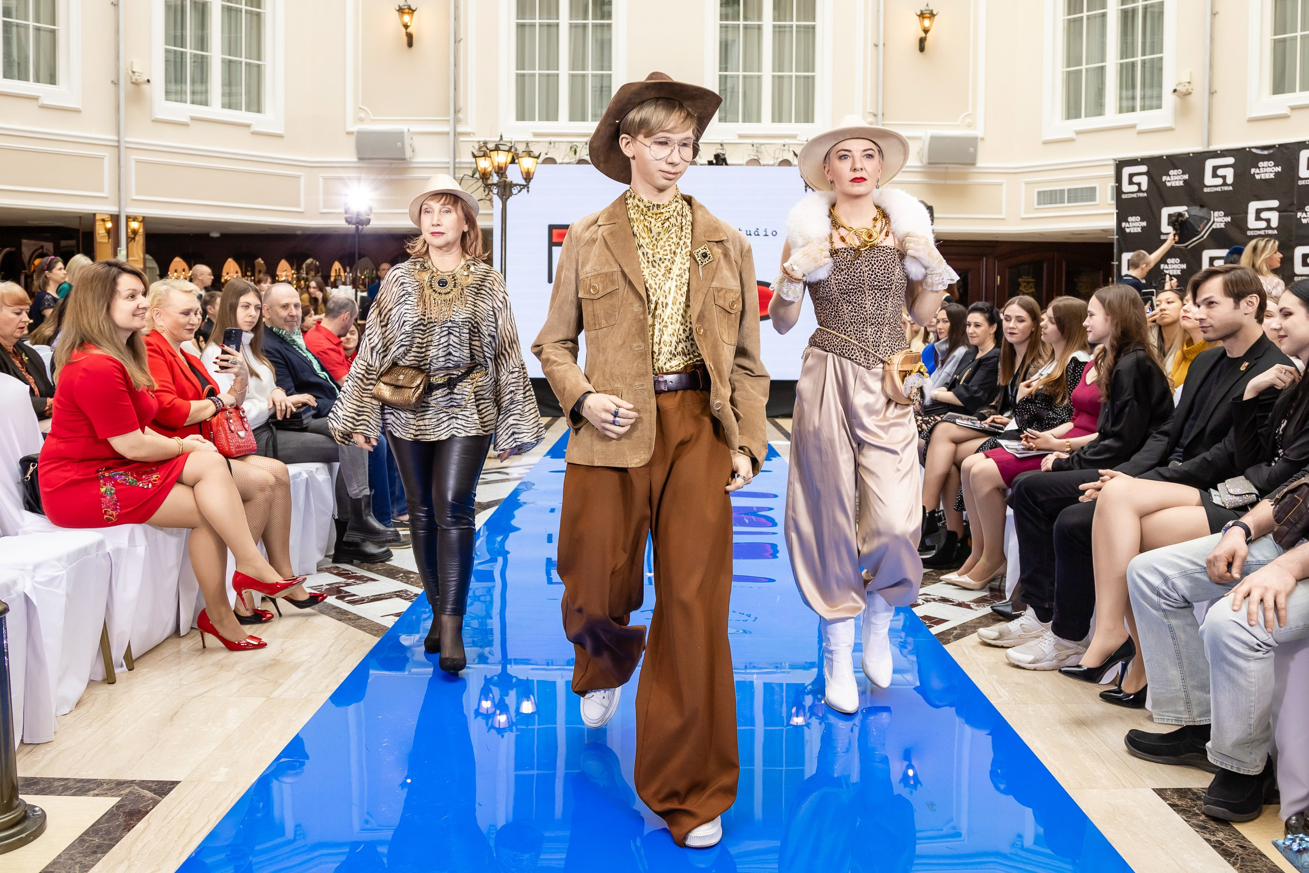 Репортаж с весеннего показа GEO FASHION WEEK 2024 — День 1. Фотограф в Санкт-Петербурге — Сергей Петров