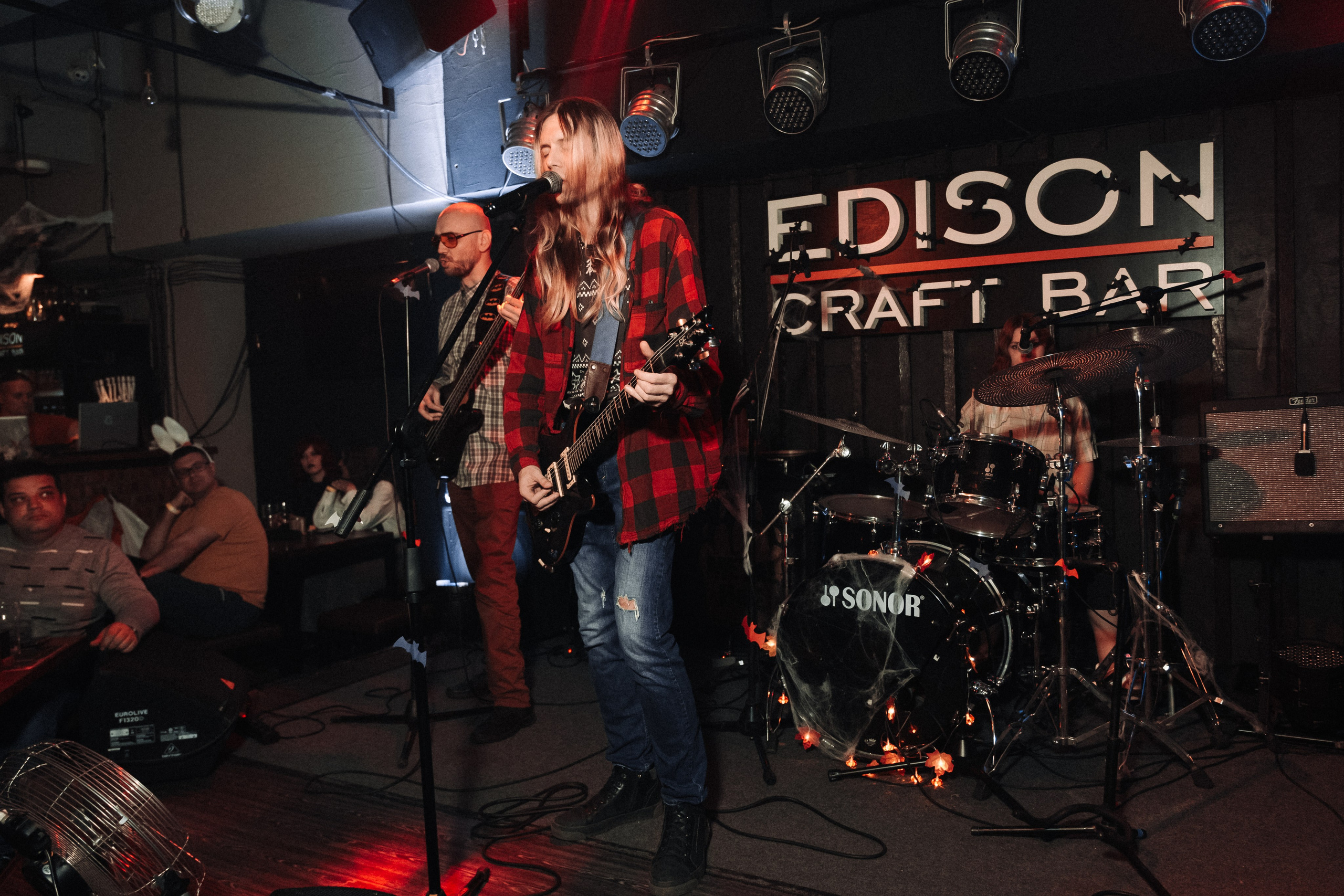 Rock Halloween 31 октября в Edison Bar. Фотограф в Иркутске Анна Мирошникова