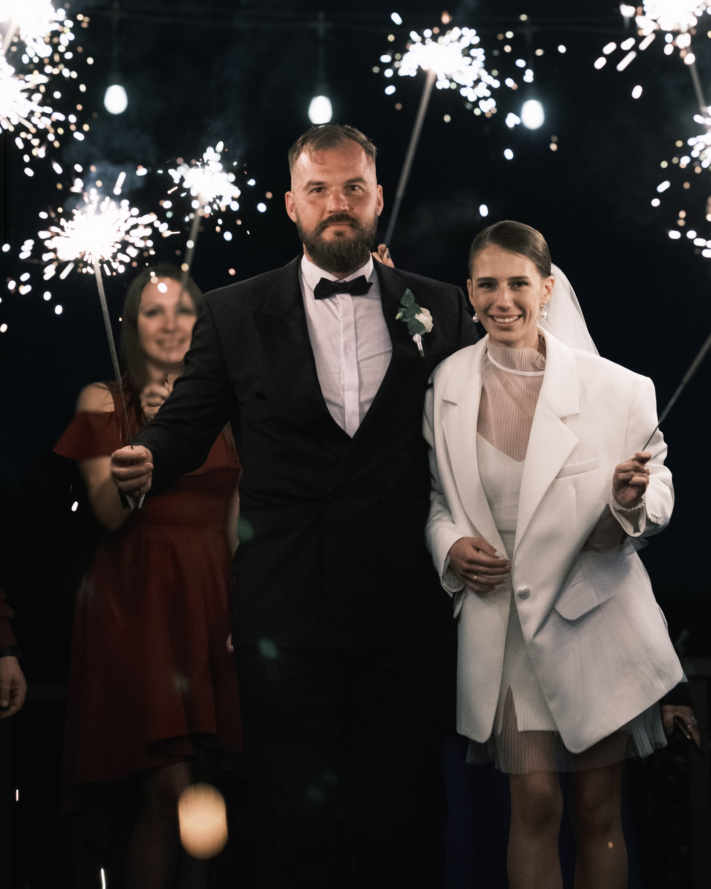 Олег и Лиза под бенгальскими огнями. Professional photoartist in St. Petersburg (wedding, reportage, portrait, model book, love story) Alexander Shvedov
