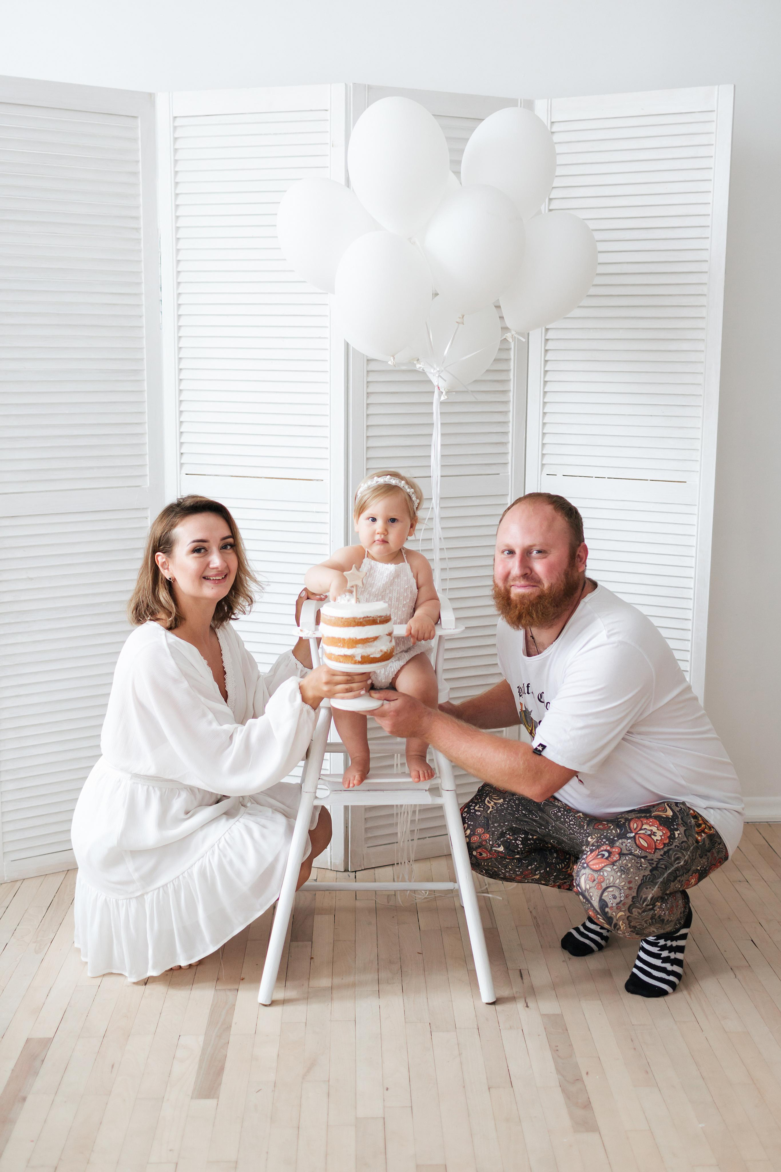 Фотосессия на годик в студии