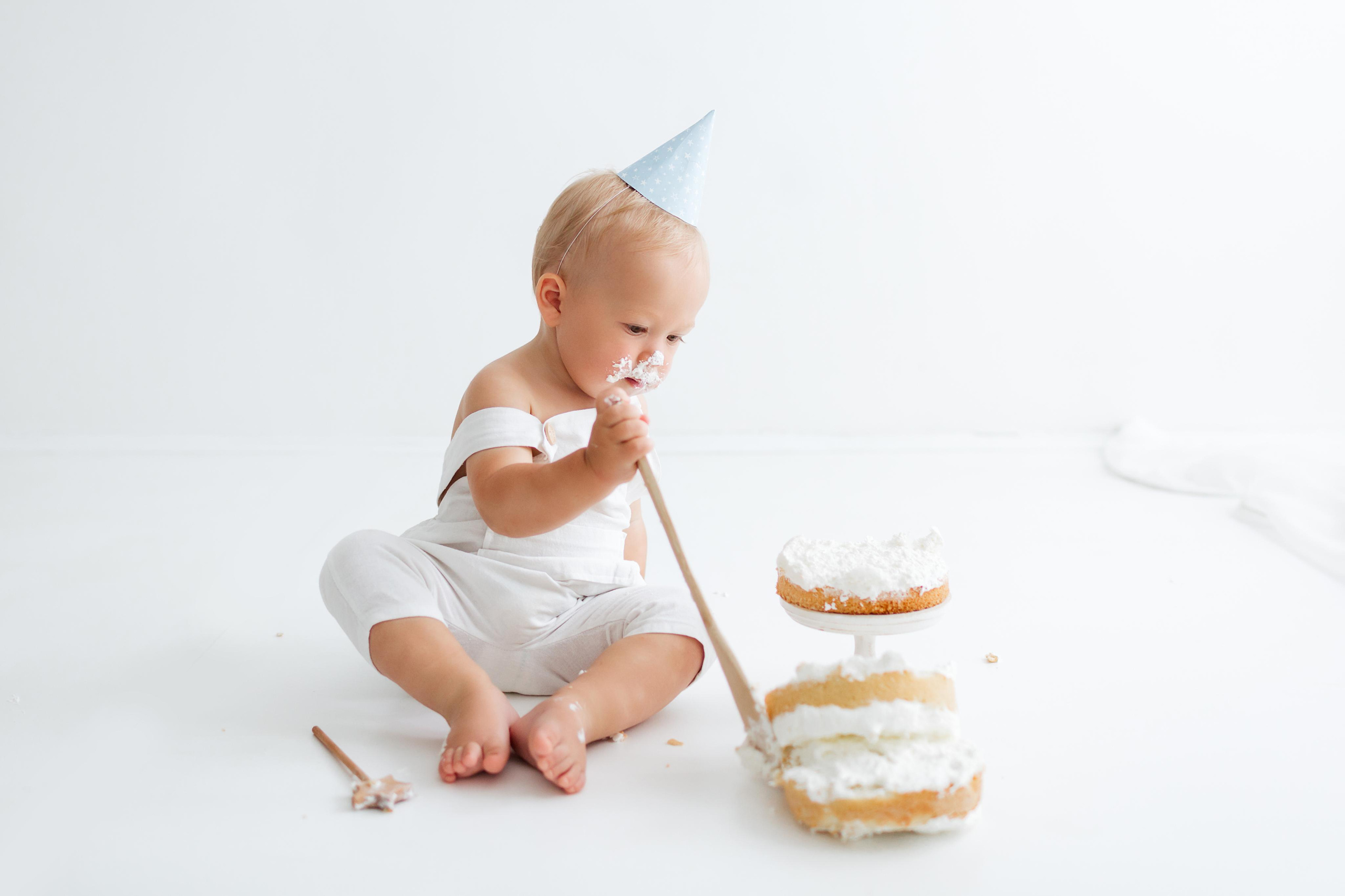 Фотосессия крушение торта