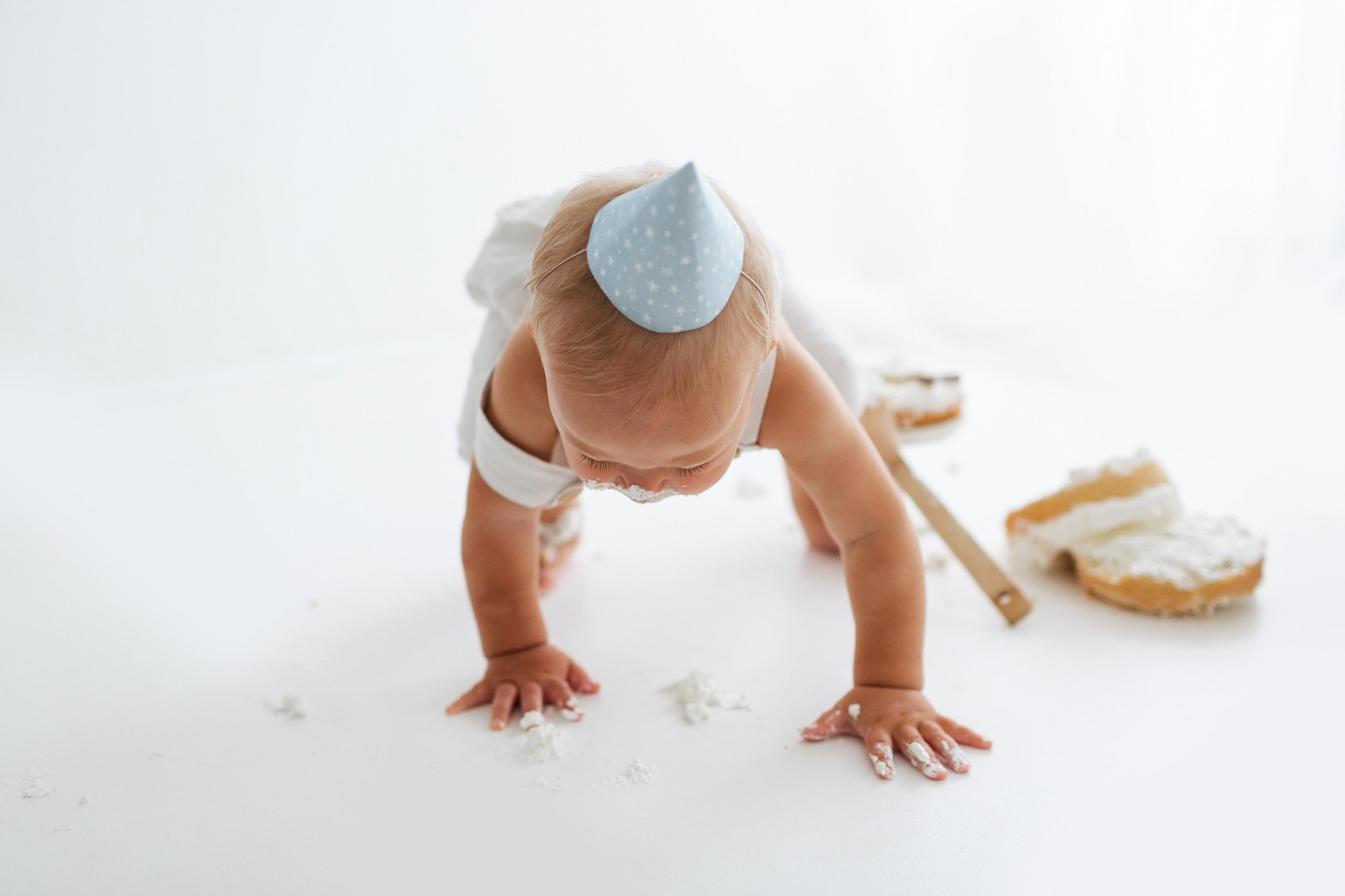 Фотосессия крушение торта