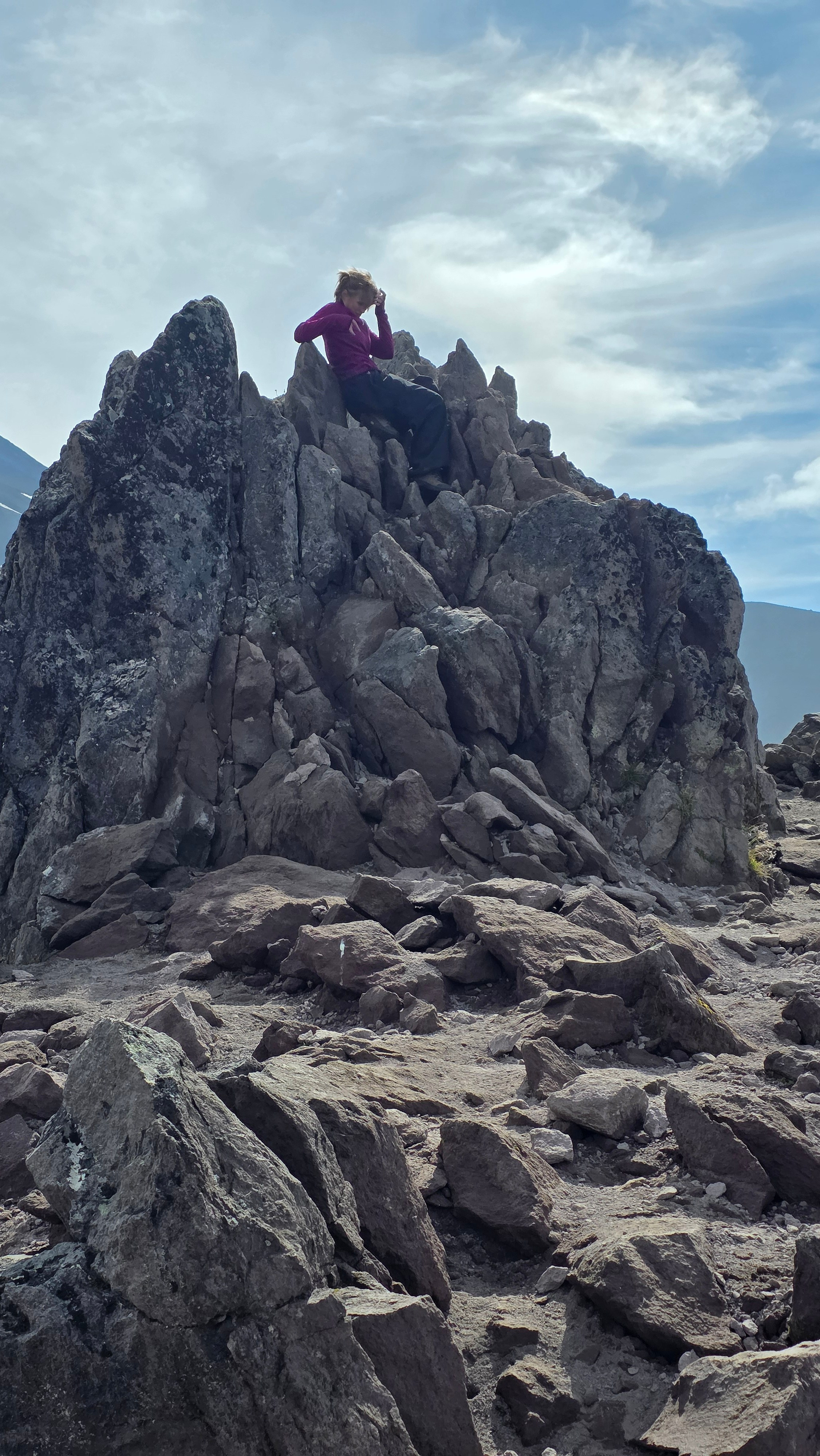 Авачинский перевал и восхождение на экструзию Верблюд. Экскурсионные туры по Камчатке