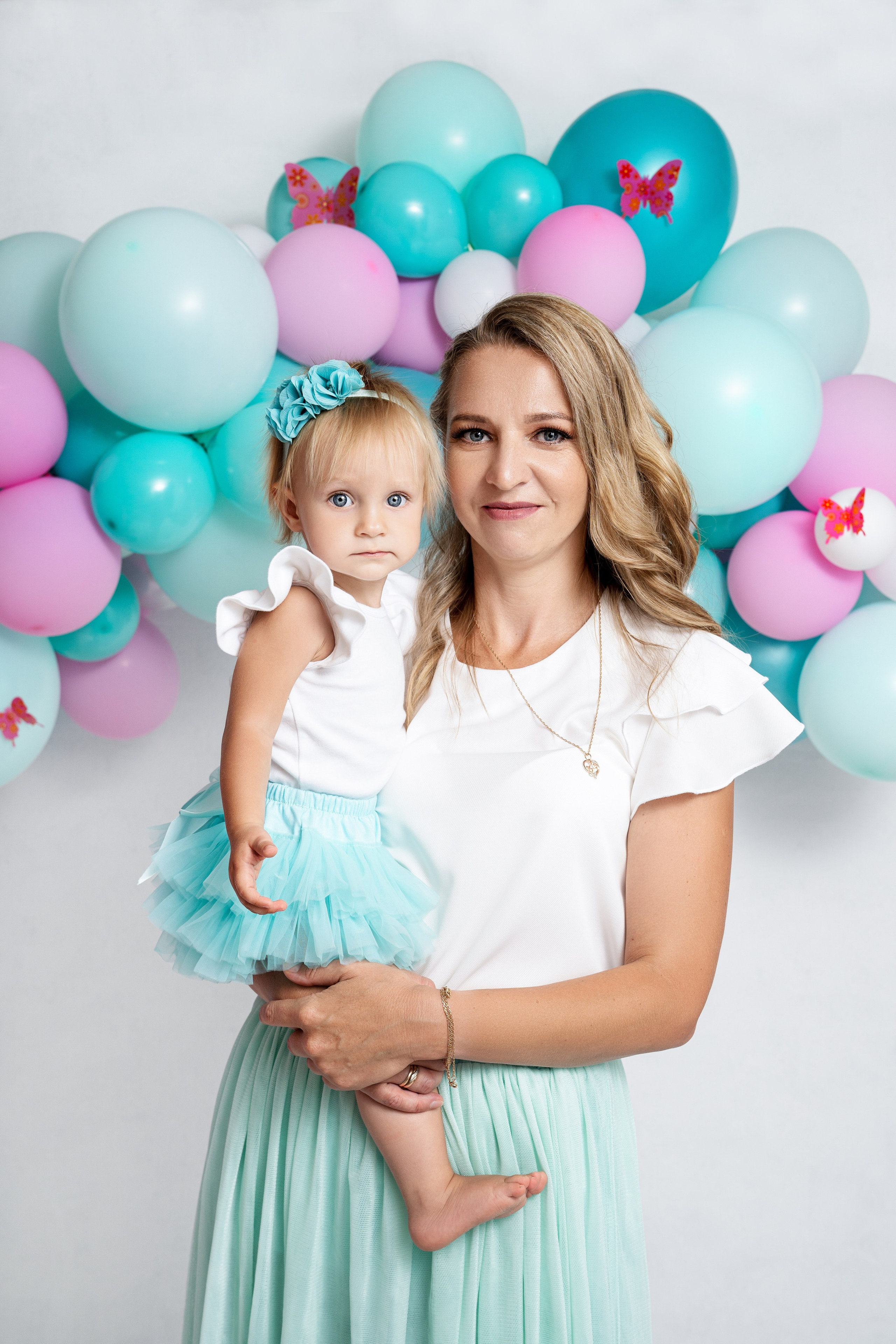 Фотосессия ГОДОВАСИЕ. Фотограф новорожденных, детей до года и беременных в Симферополе