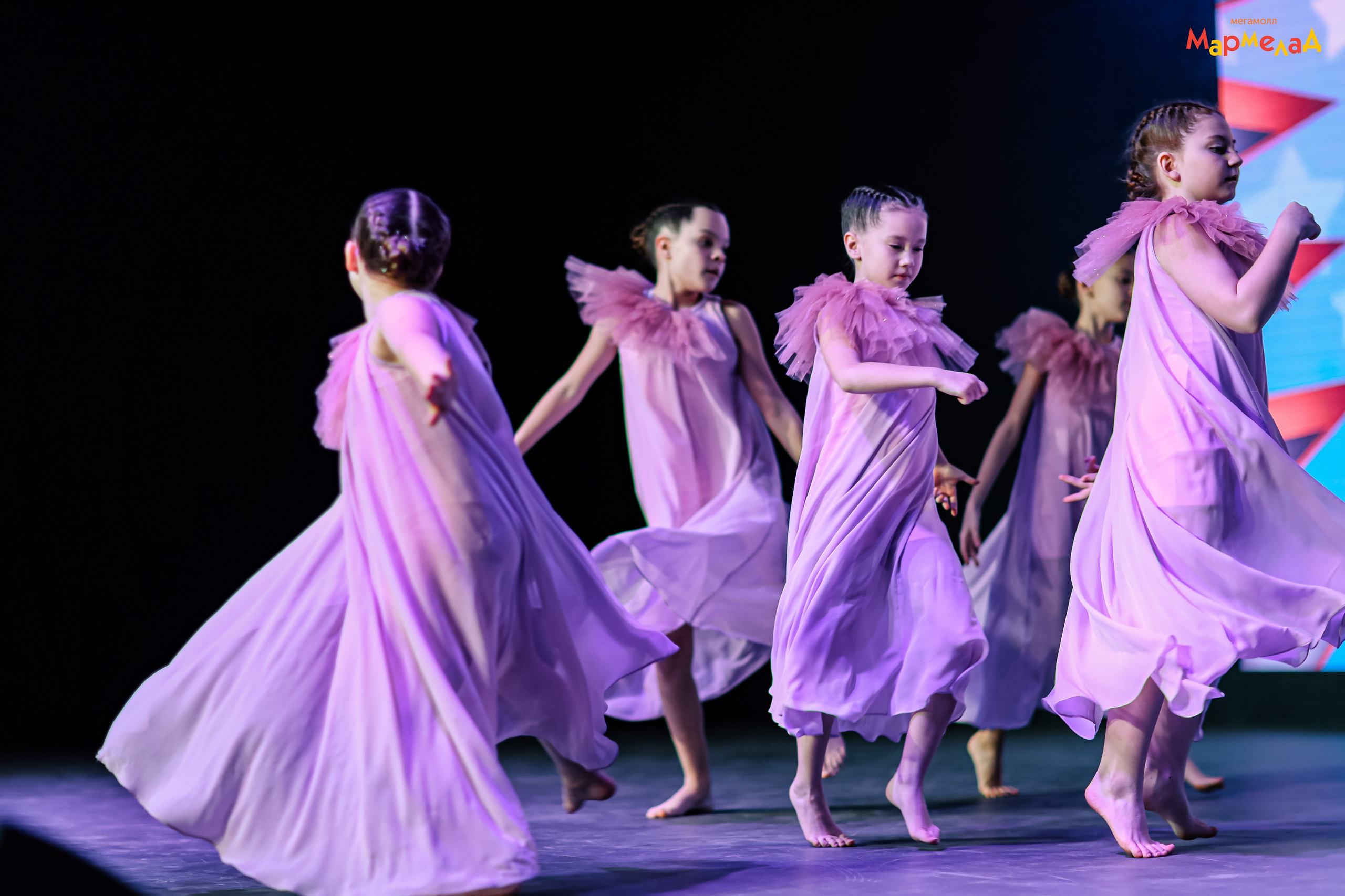 14.02 Любовь без границ в Мегамолл Мармелад. Команда специалистов в мире фотографии и видео. Детский фотограф, семейный фотограф