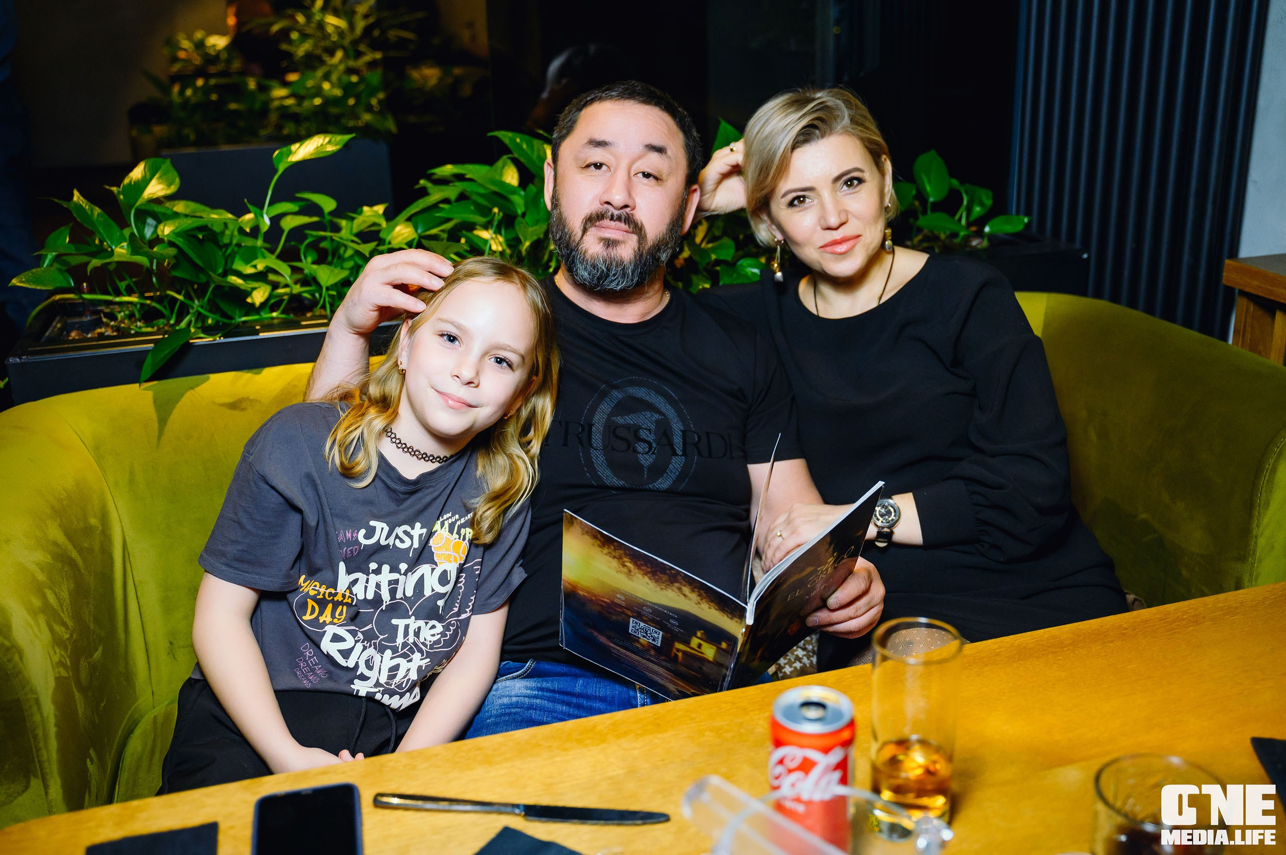 8 Марта в El Greco. One Media Life: фоторепортажи, фотоотчеты с мероприятий и заведений