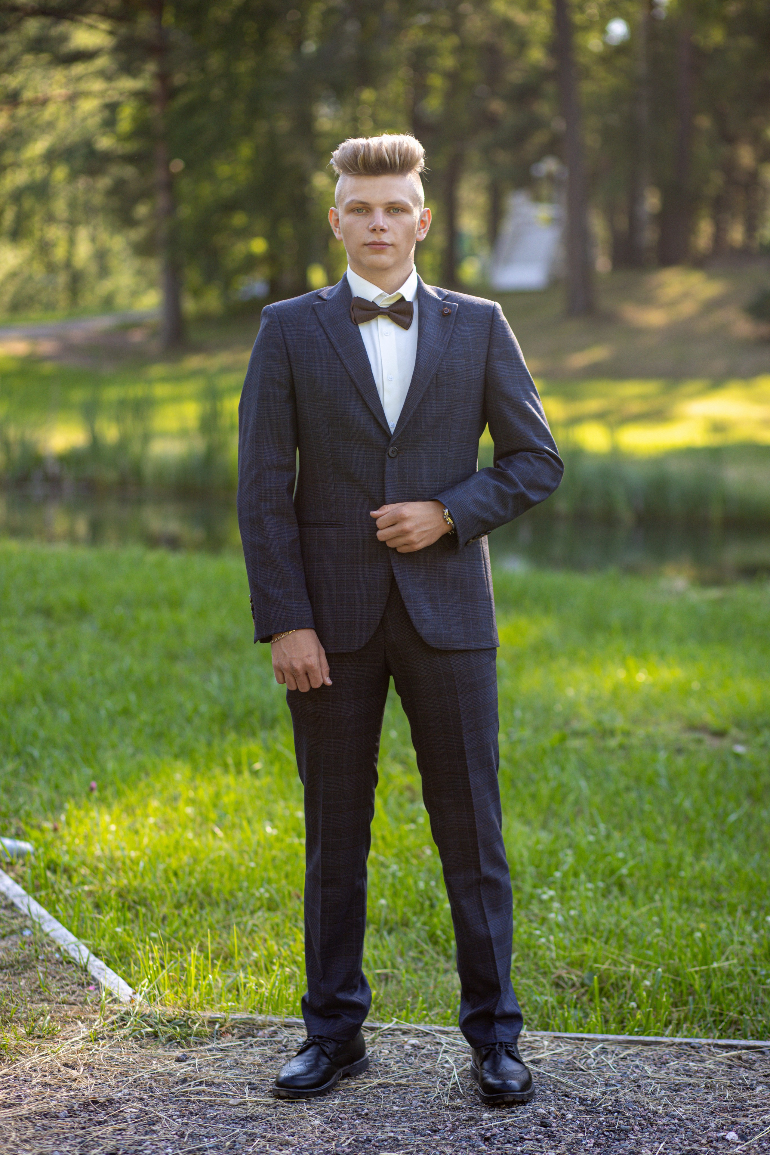 Фотосессия на выпускной. Школа № 12, 11 класс, 2024 г. Студия выпускных альбомов Остров