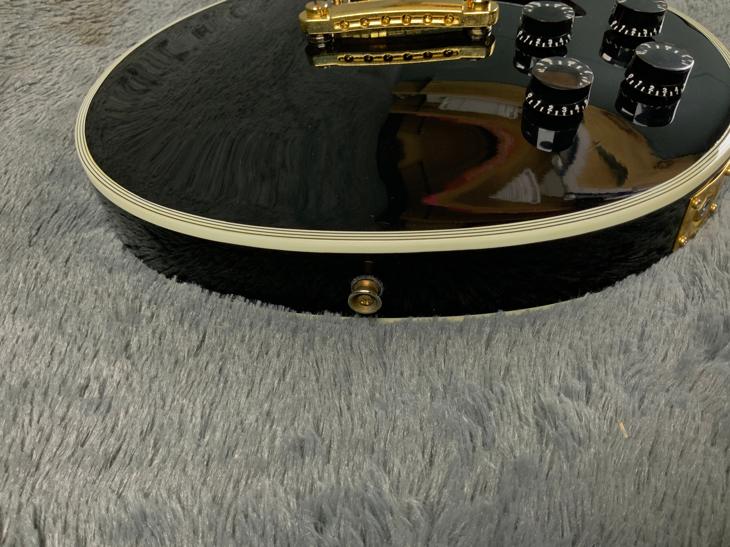 Maison Les Paul Custom China