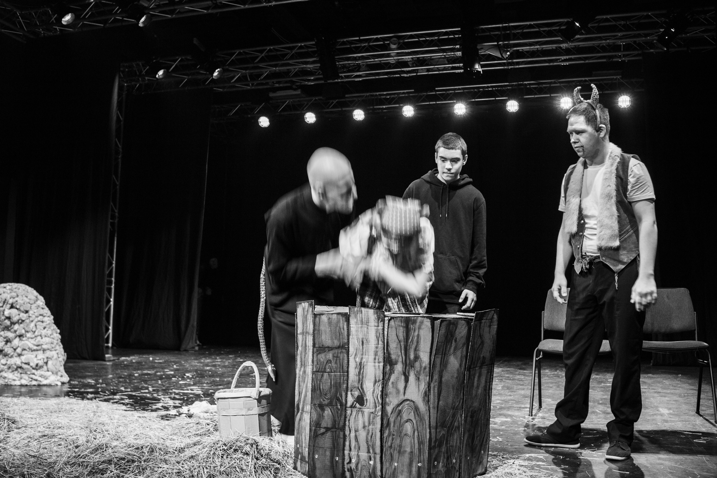 «Прения живота со смертью». Портретный и Арт фотограф Москва, Санкт-Петербург, Тбилиси