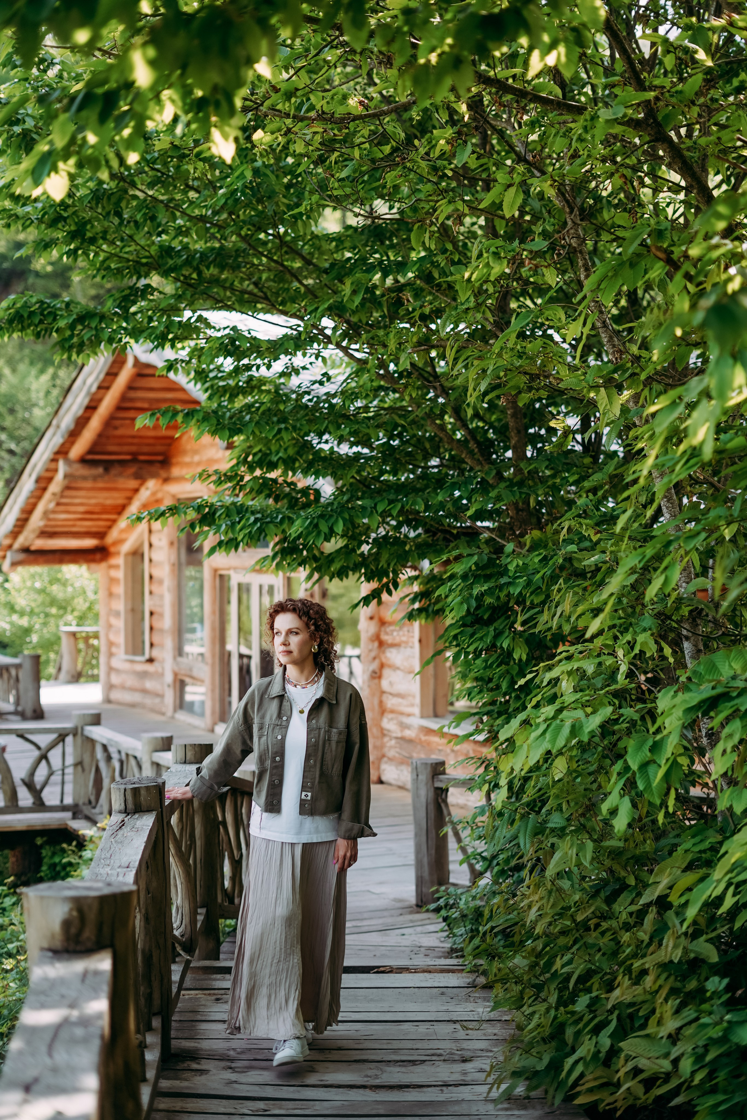 Апрель в горах. Фотосессия для Светланы в Красной Поляне. Фотограф в Сочи и Абхазии | Фототуры | September Air