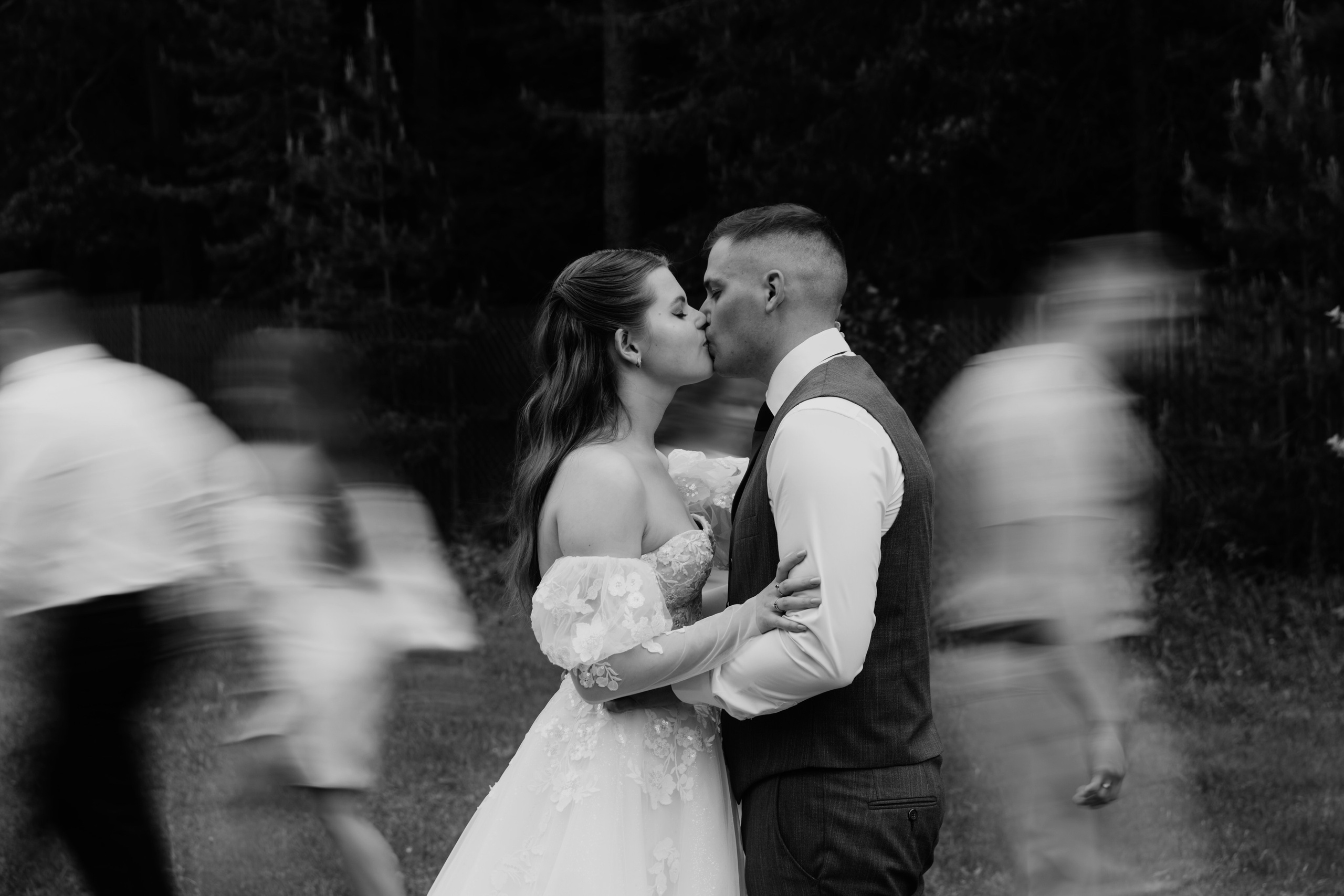 WEDDING. Фотограф, который снимает любовь в Санкт-Петербурге и Череповце