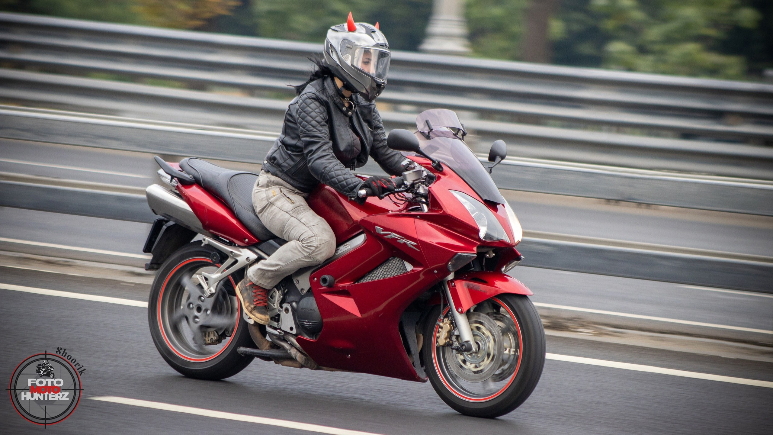 FotoMotoHunterZ — фотографии мотоциклистов на улицах города