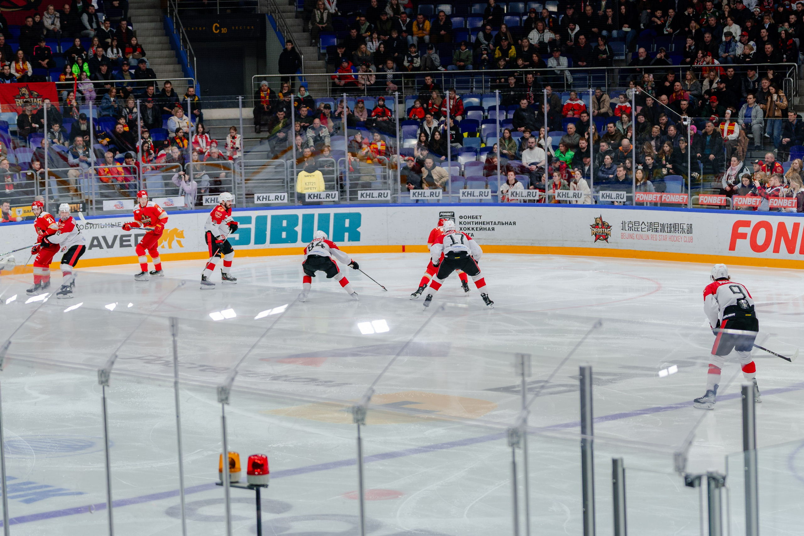 КХЛ КУНЬЛУНЬ РС — АВАНГАРД 22 МАРТА 2025. Репортажный фотограф в Москве Измалков Артем