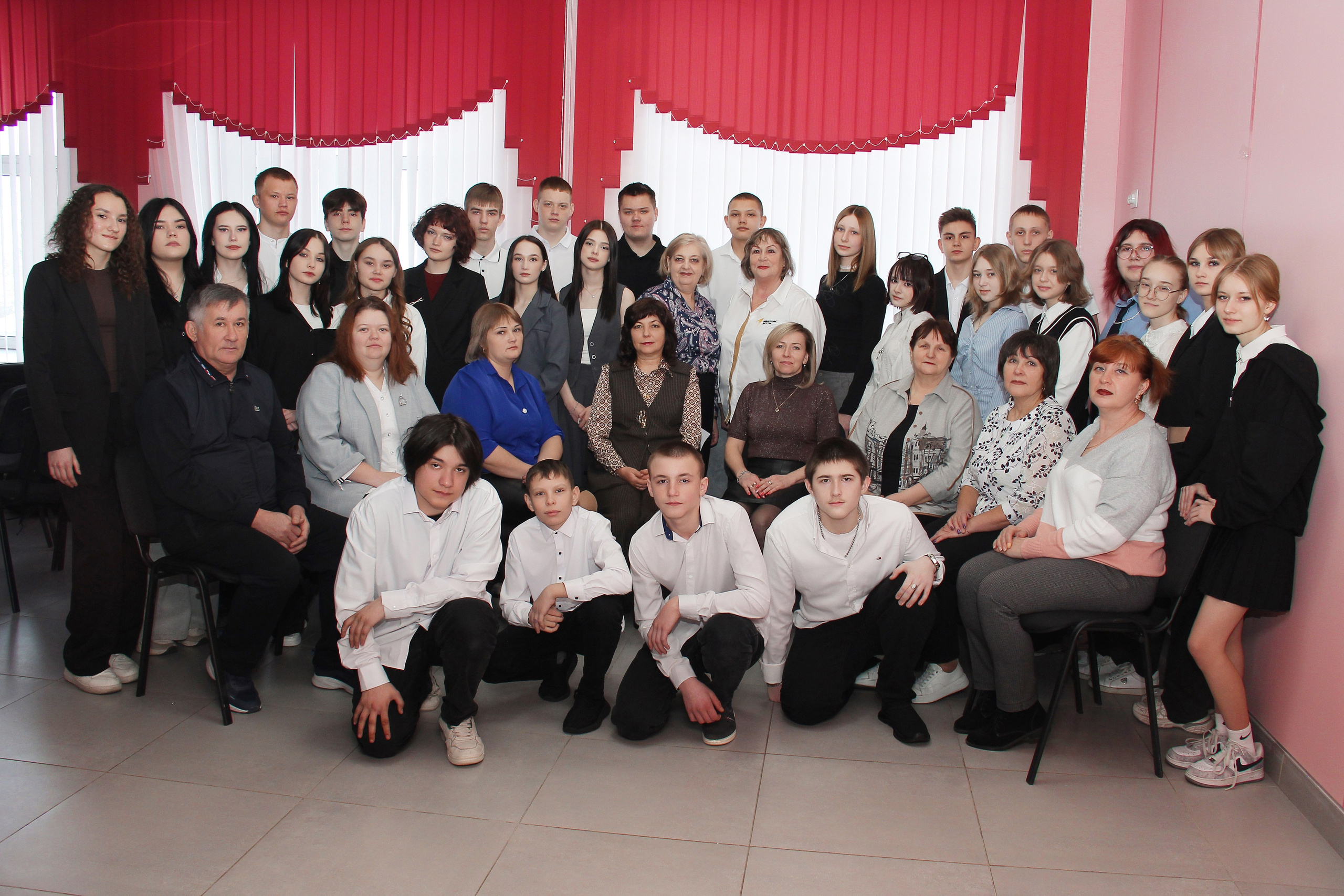 Выпускные альбомы для школ и Детских садов в Барнауле /Выпускные/Свадебные/Детские/Семейные и др. виды съёмок /Фотограф Вера Валейко