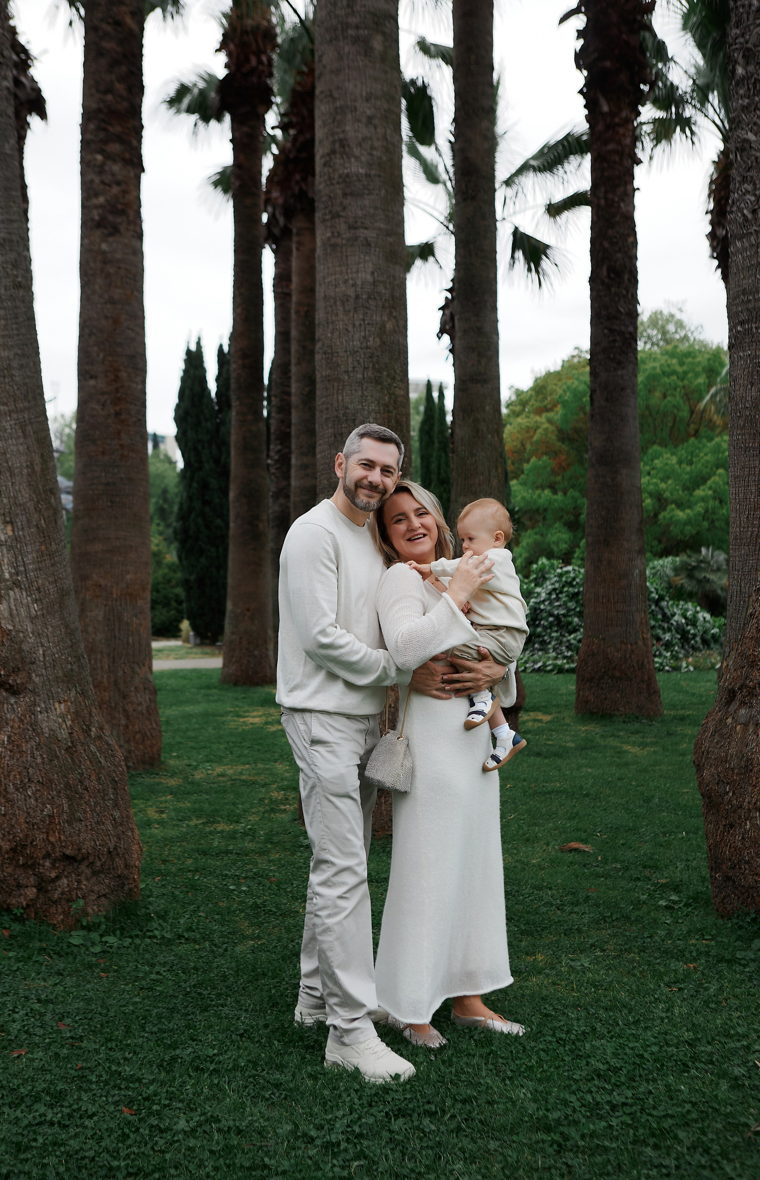 Фотосессия красивой семьи Кангун. Свадебный и семейный фотограф в Сочи-Красной поляне Ларионова Анна