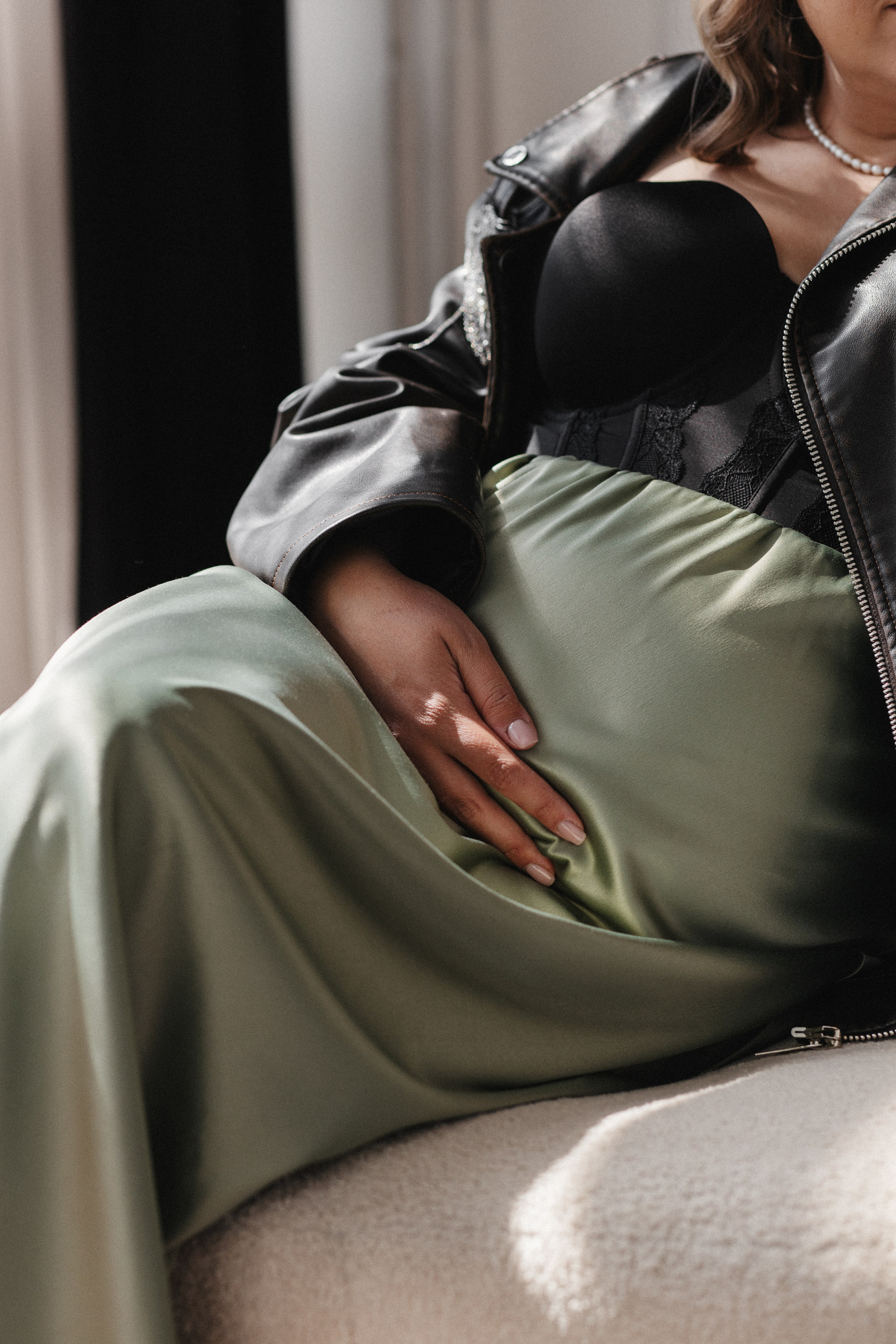 Беременная фотосессия в студии. Портретный и семейный фотограф в Москве Мария Рослякова