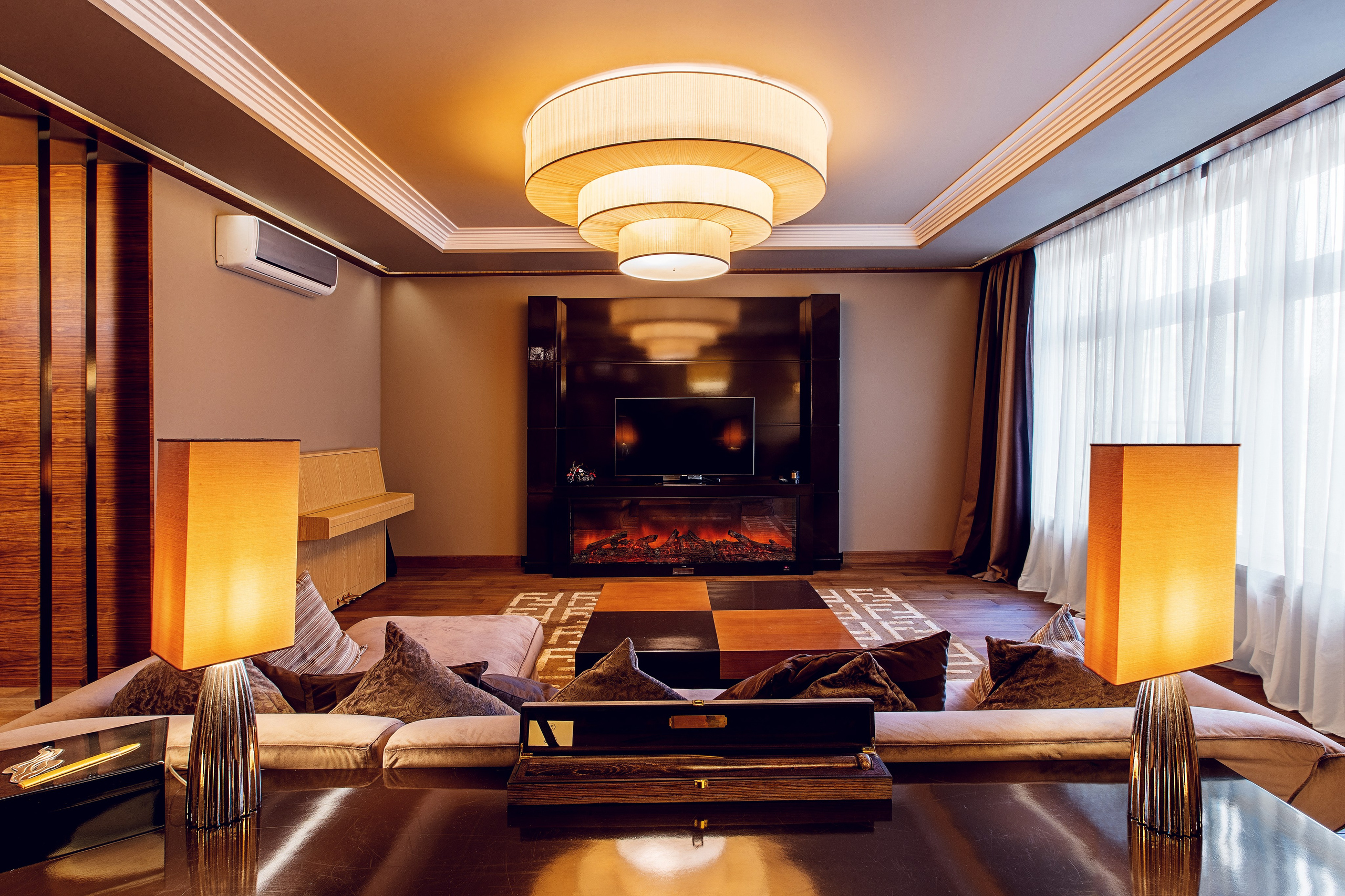 Фото дизайна и интерьеров архитектуры, малые и крупные формы.