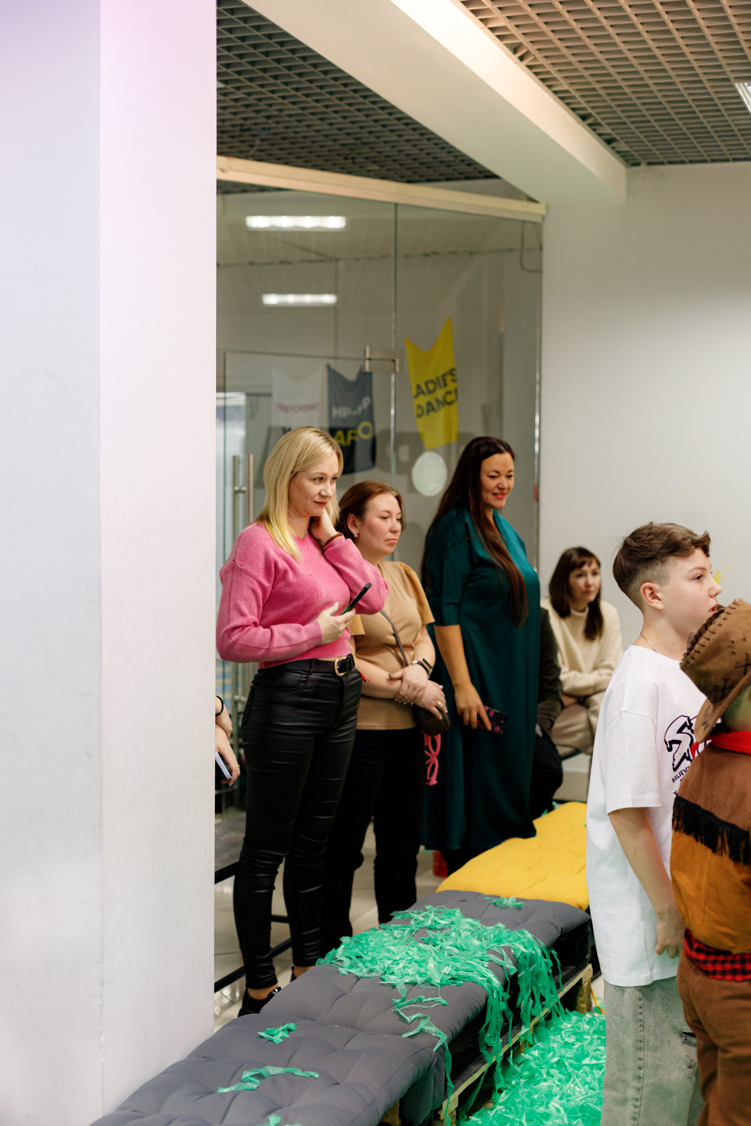 HAPPY NEW YEAR PART/5. Photokarish