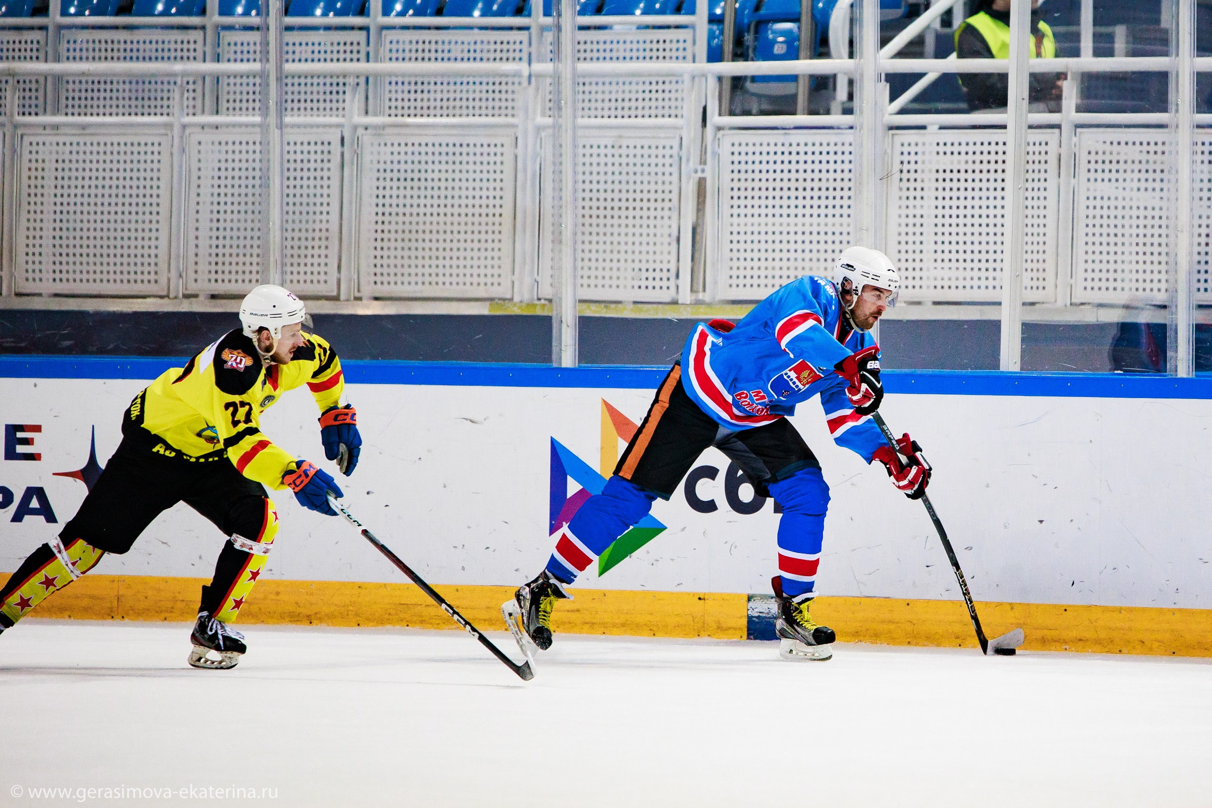 13 Ночная Лига 2024 — фестиваль хоккея. Фотограф Лодейное Поле Екатерина Герасимова в Санкт-Петербурге и Лен. области