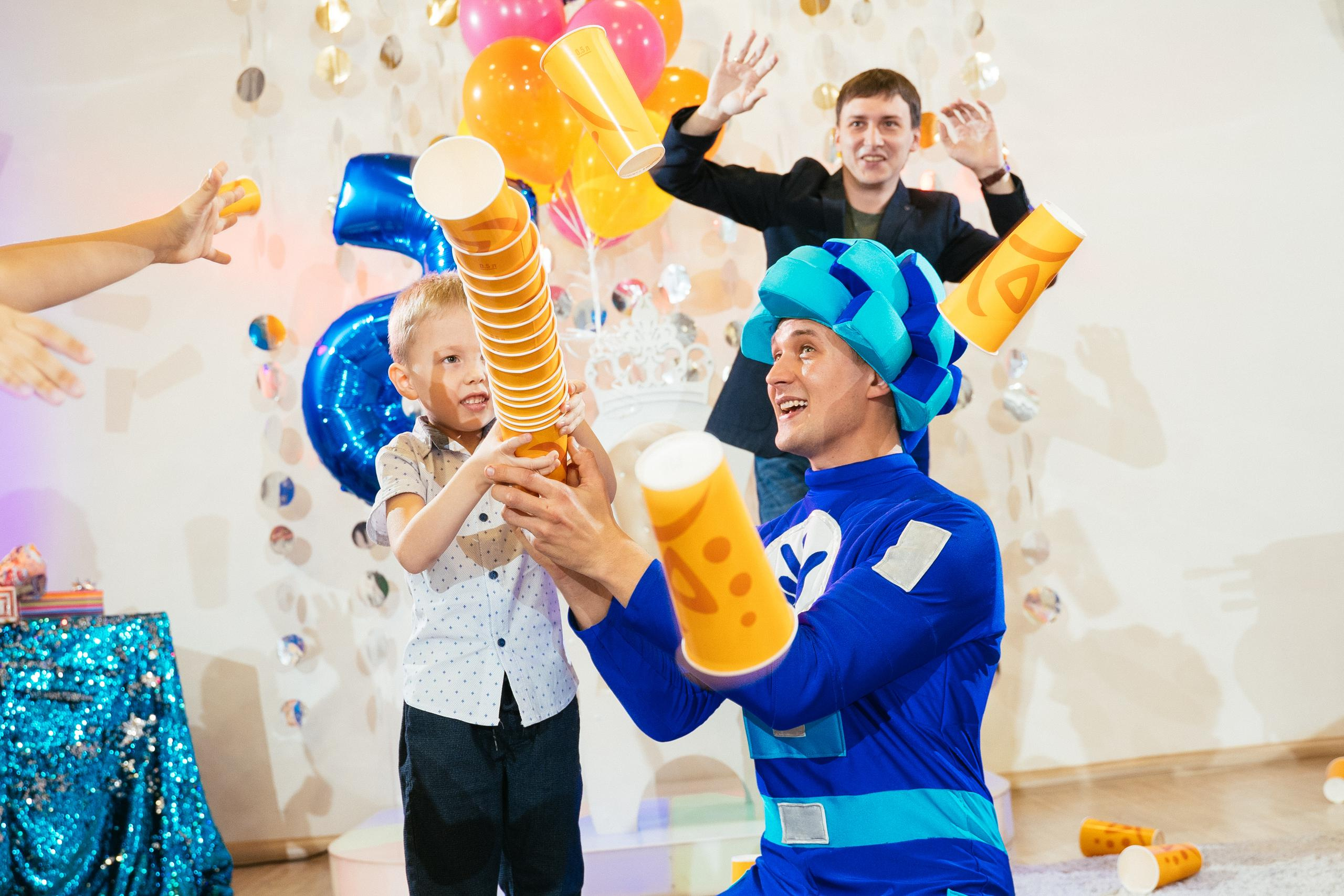 День рождения Семёна. Выпускные альбомы для детского сада и школы в Красноярске Мария Русяев