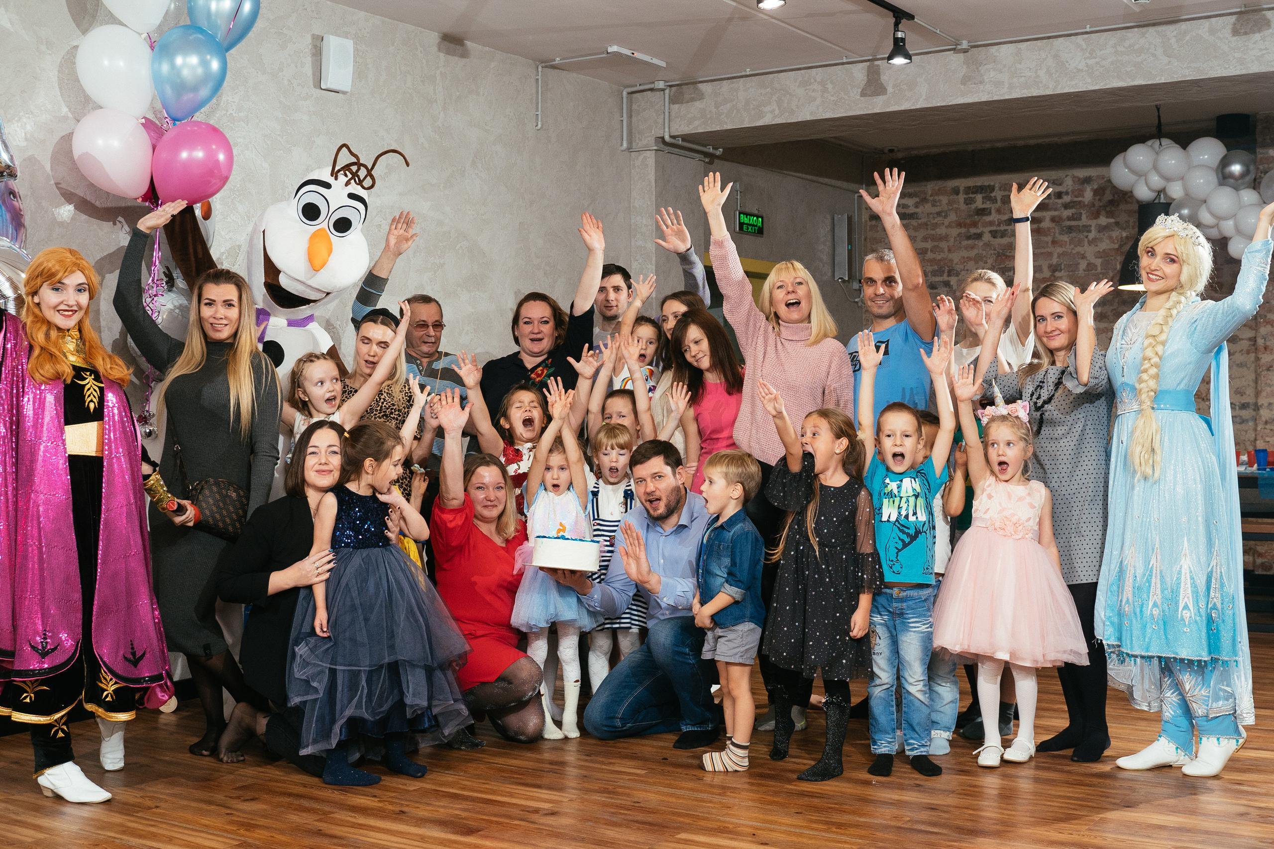 День рождения Евы. Выпускные альбомы для детского сада и школы в Красноярске Мария Русяев