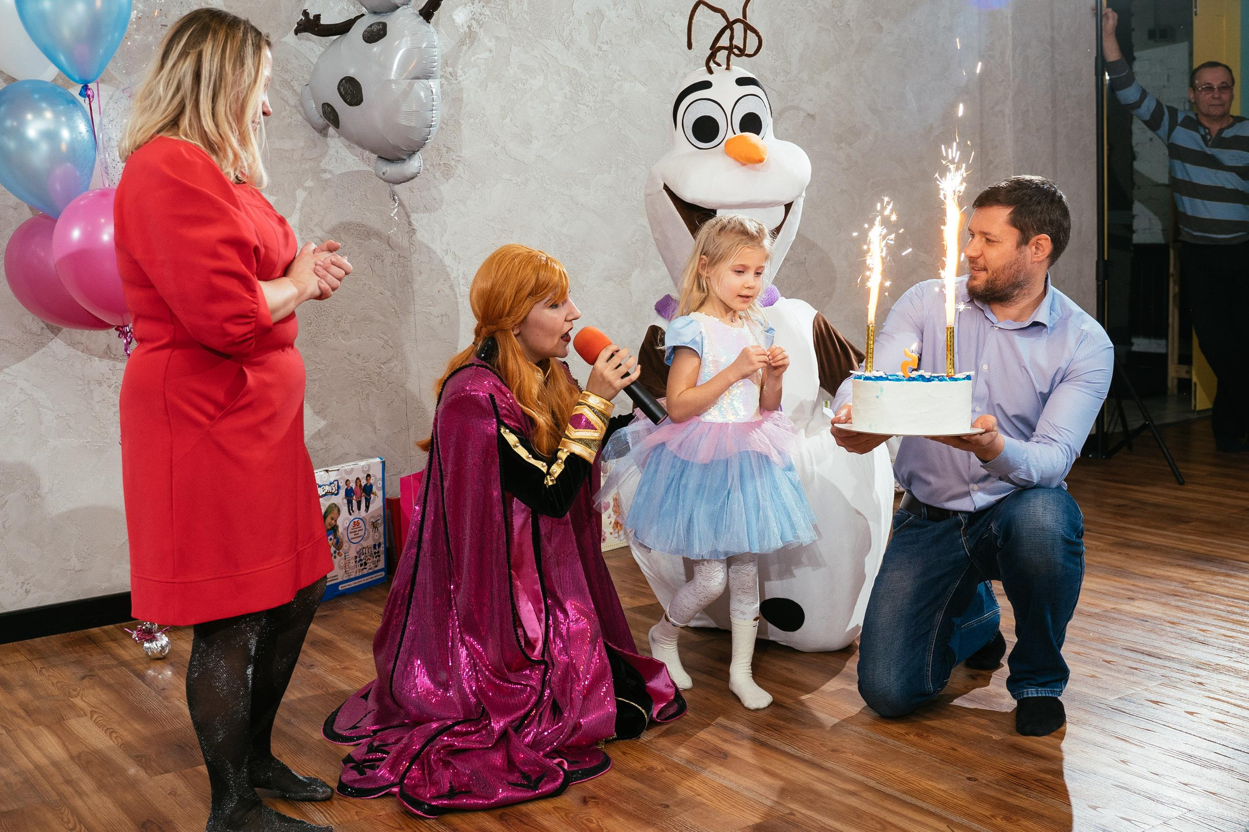 День рождения Евы. Выпускные альбомы для детского сада и школы в Красноярске Мария Русяев