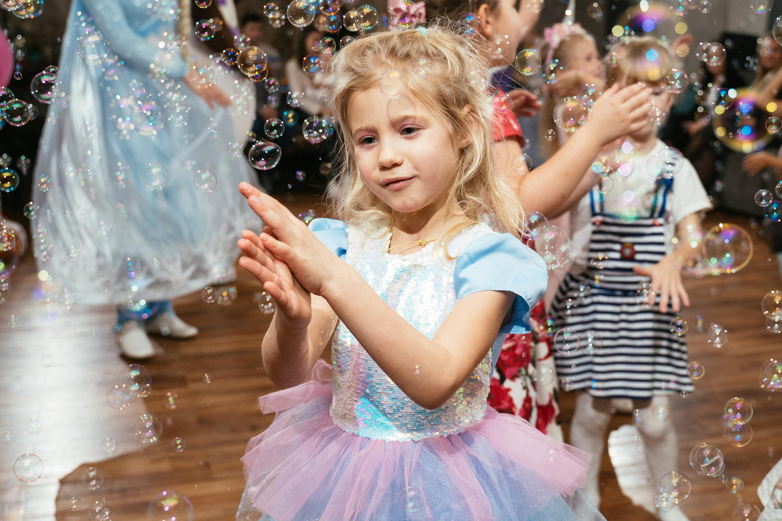 День рождения Евы. Выпускные альбомы для детского сада и школы в Красноярске Мария Русяев