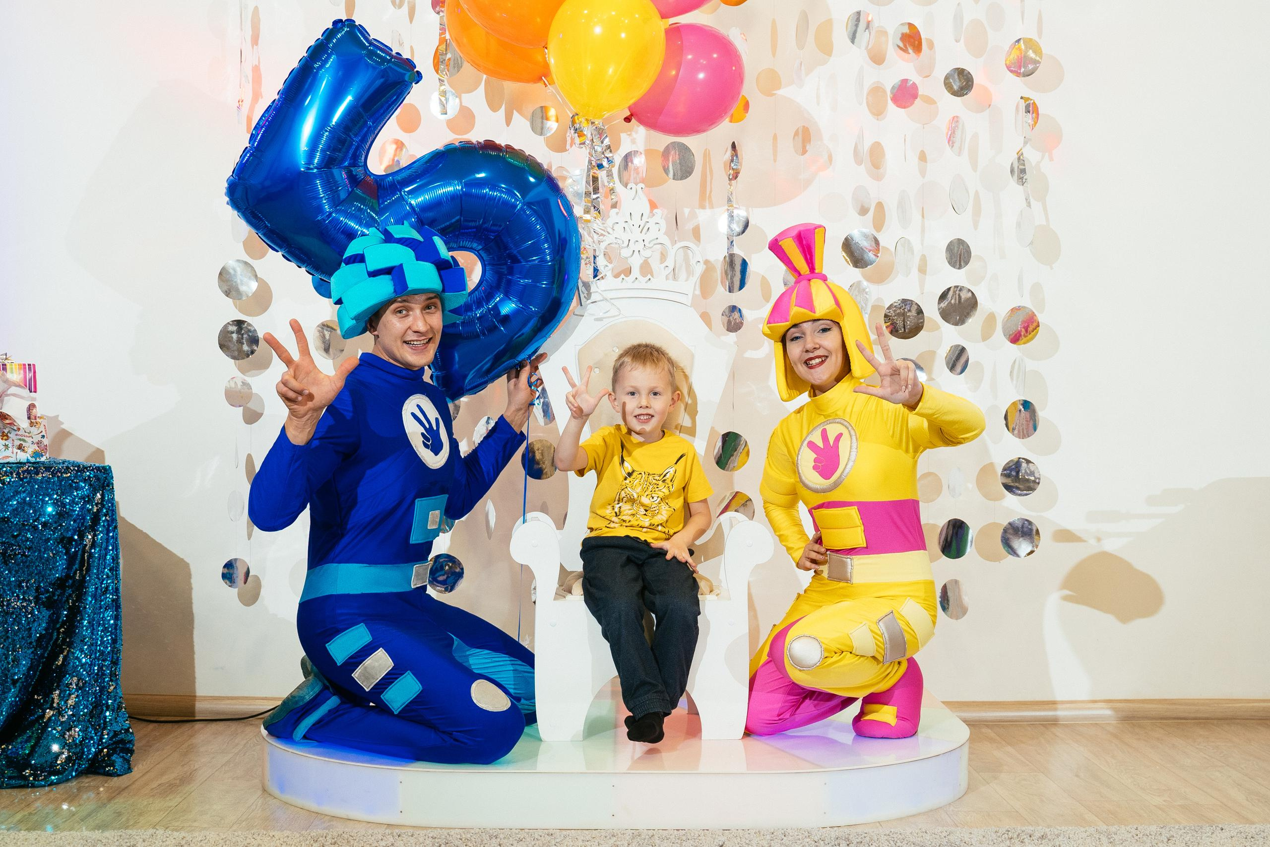 День рождения Семёна. Выпускные альбомы для детского сада и школы в Красноярске Мария Русяев