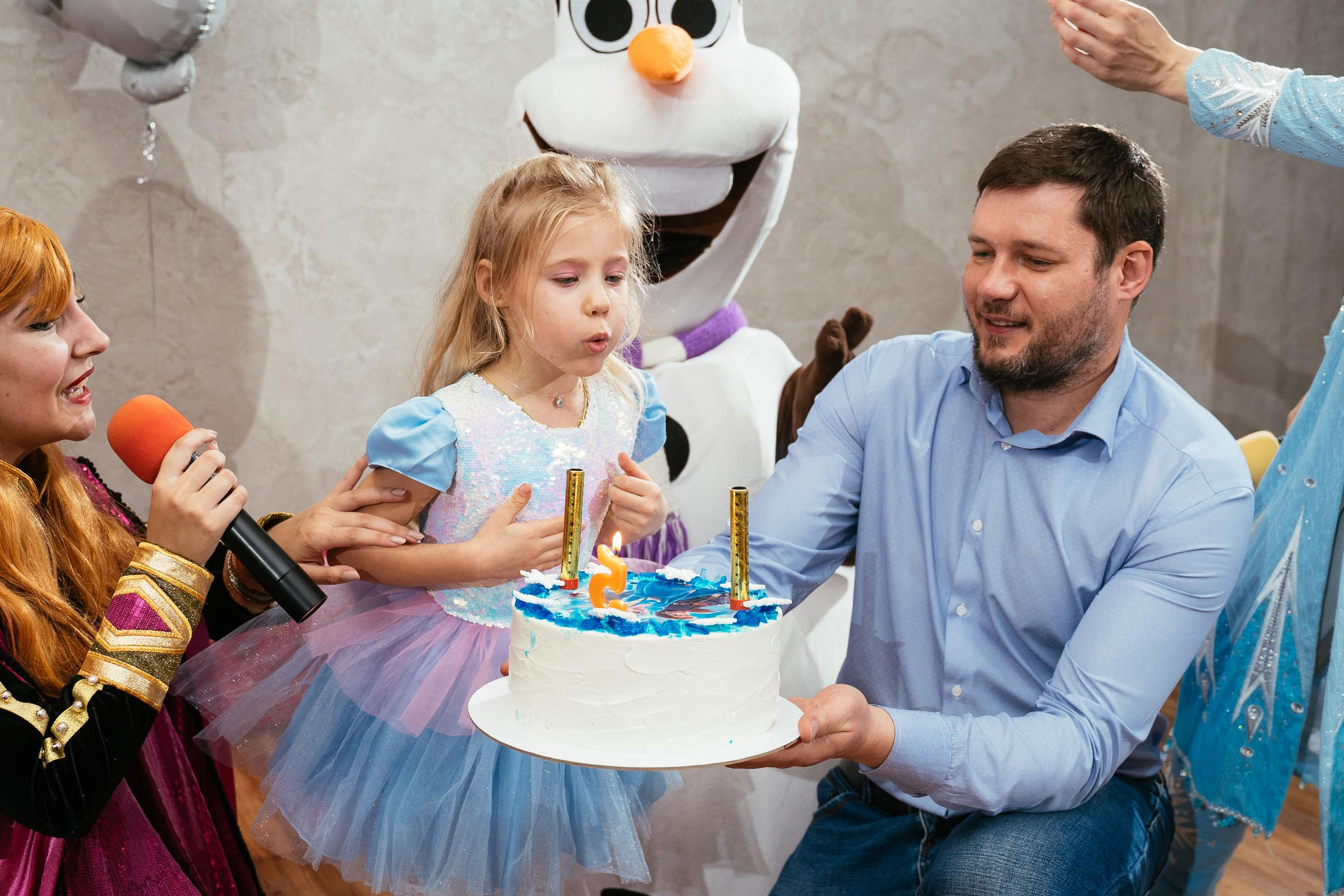 День рождения Евы. Выпускные альбомы для детского сада и школы в Красноярске Мария Русяев