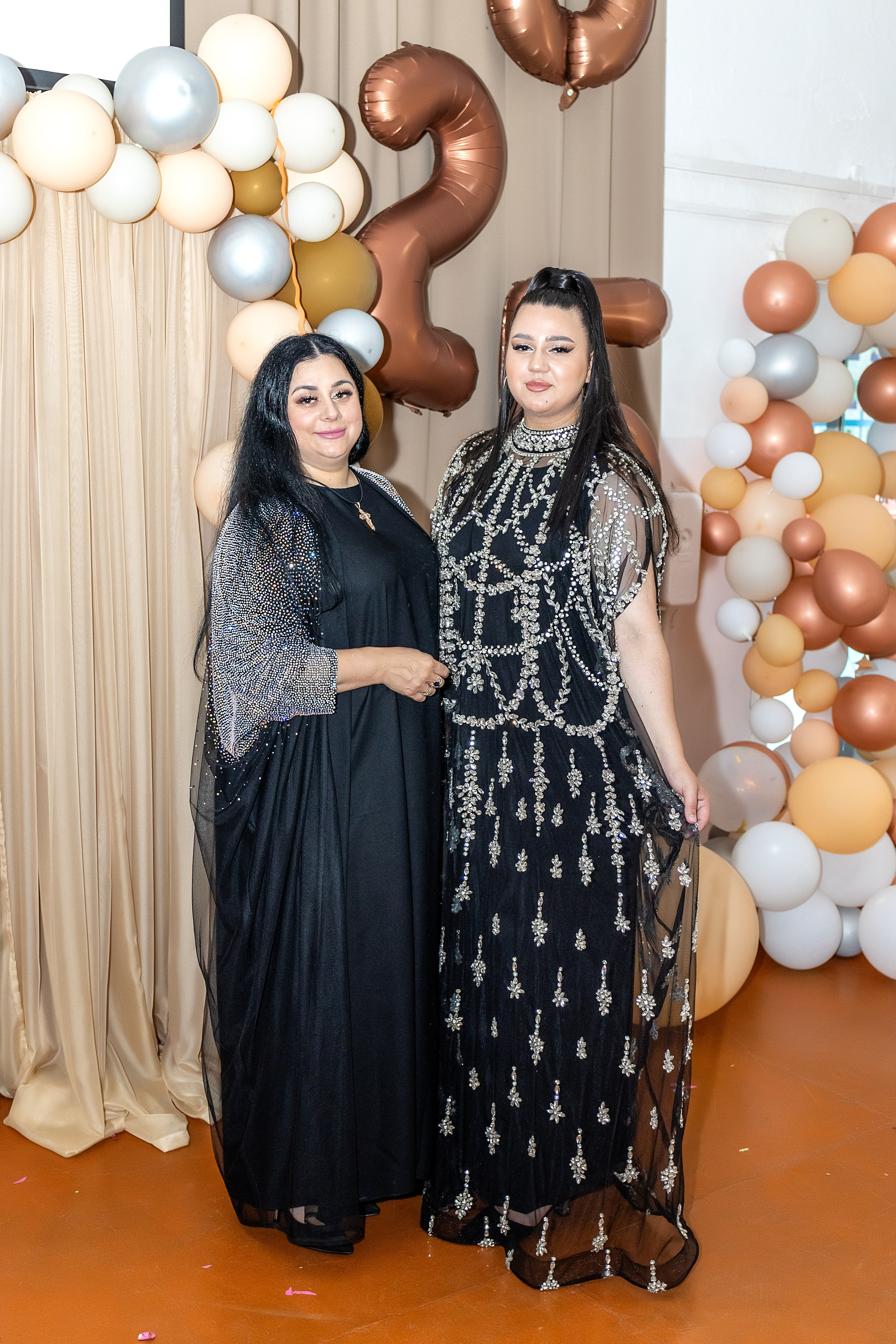 Выпускной. Школа 22, 11 класс. Стильный выпускной альбом Владивосток фотограф Вероника Мигачева