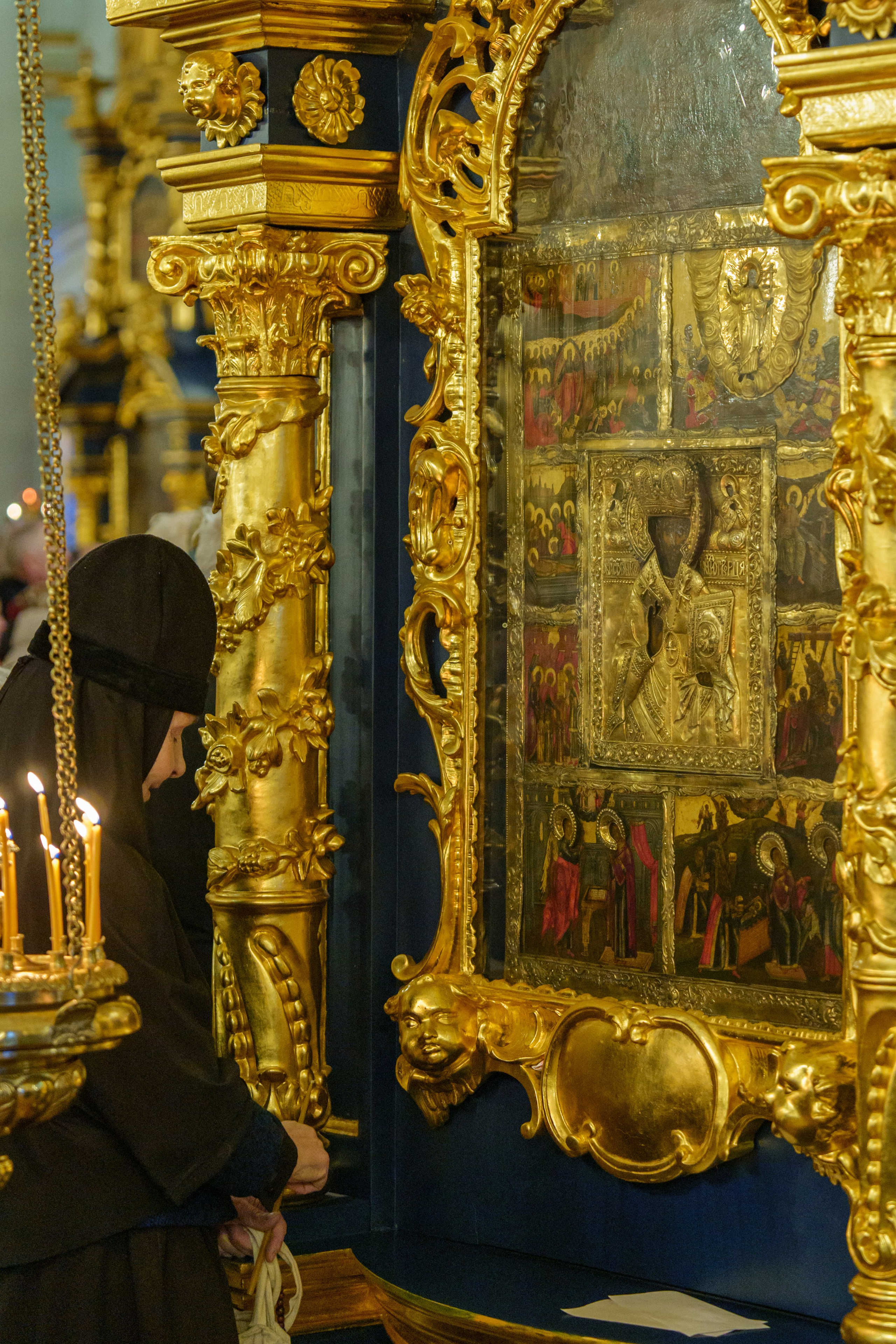 МИТРОПОЛИТ ВАРСОНОФИЙ СОВЕРШИЛ БОЖЕСТВЕННУЮ ЛИТУРГИЮ В НИКОЛО-БОГОЯВЛЕНСКОМ СОБОРЕ. НИКОЛО-БОГОЯВЛЕНСКИЙ МОРСКОЙ СОБОР