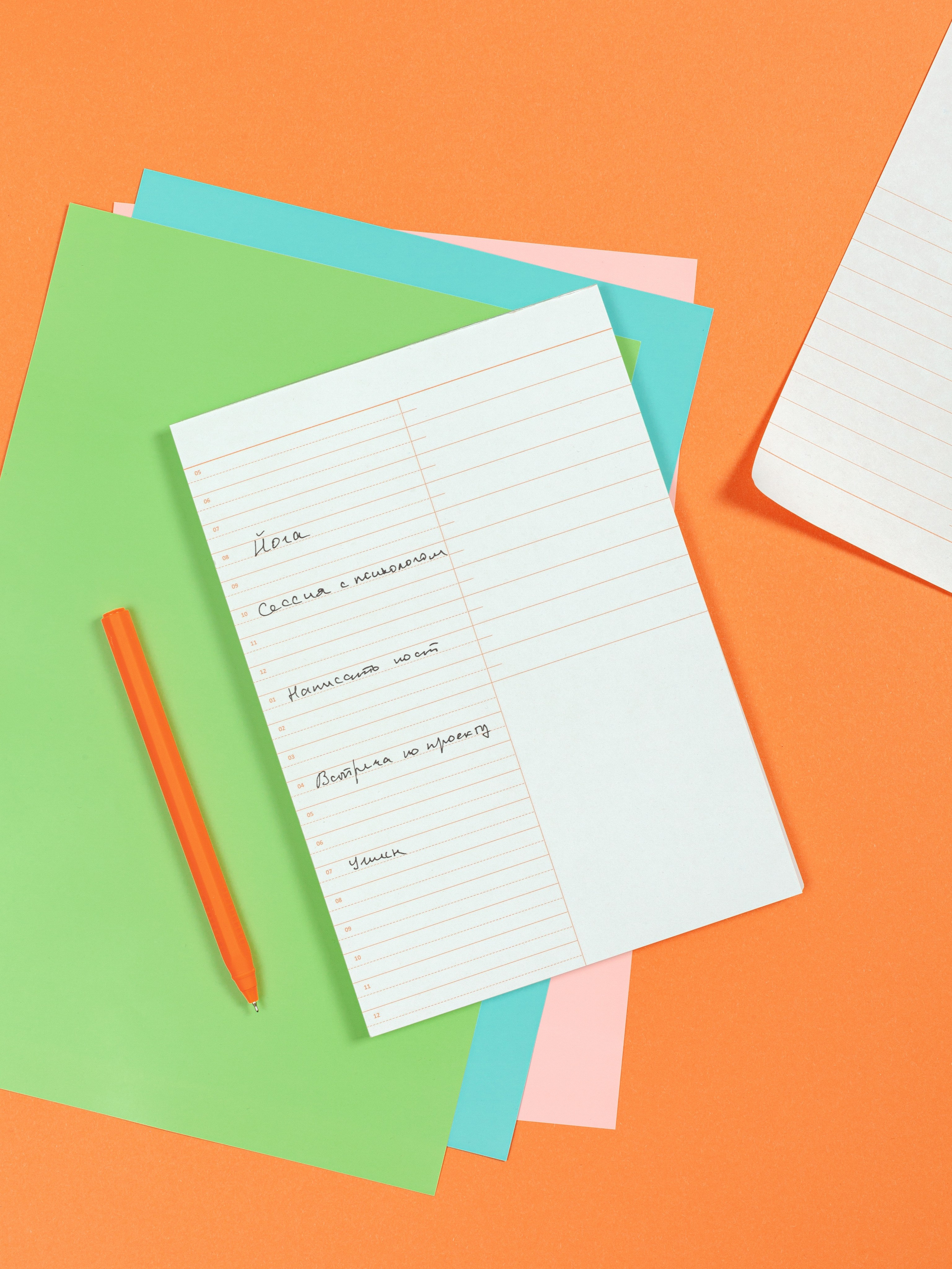 Печатная полиграфия, блокноты, альбомы и сертификаты. Сайт предметного фотографа Белоусовой Анны