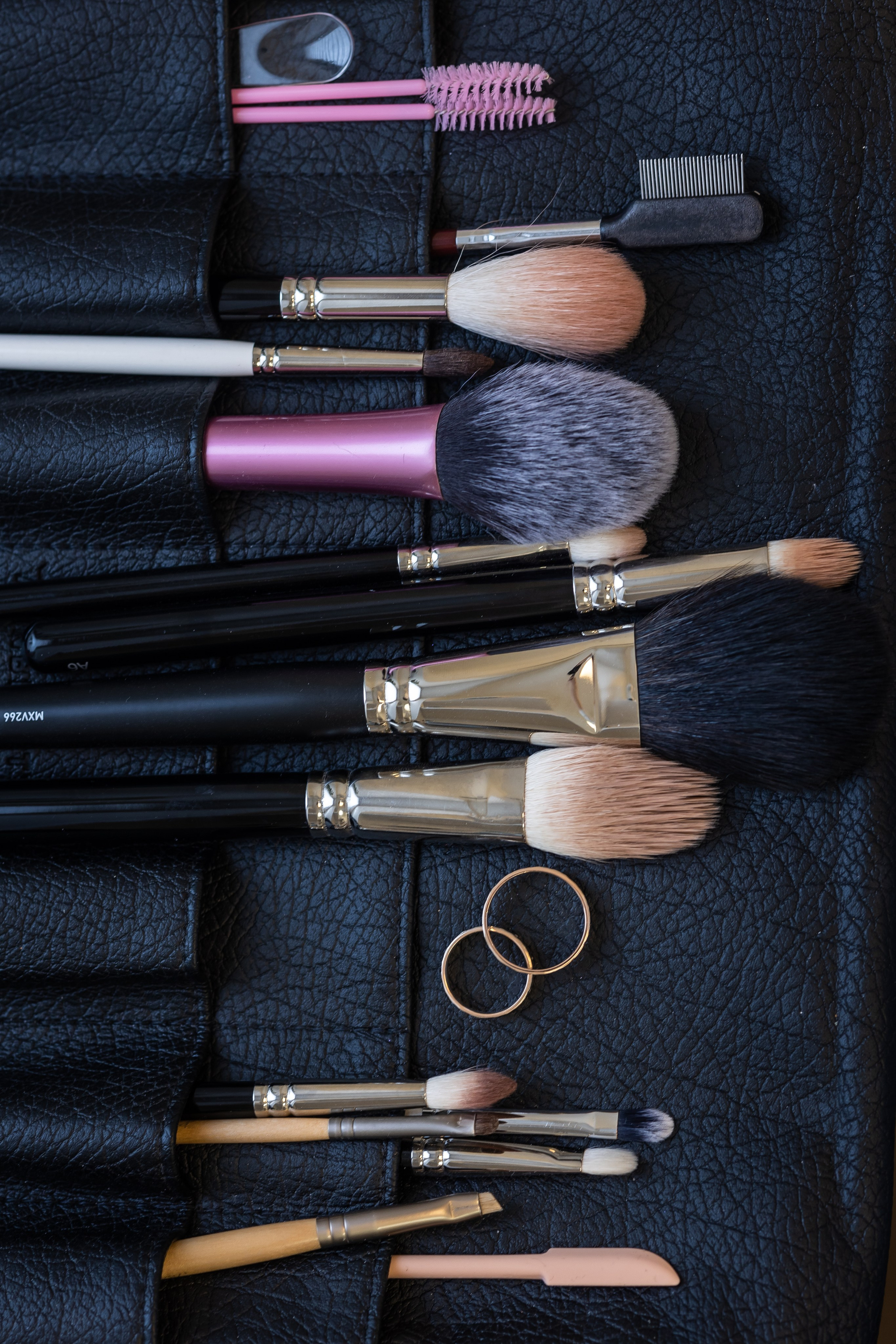 Миша и Маша. Весенняя свадьба 18.04.2023. Семейный фотограф в Москве Наталья Чуб, заказать Фотокнигу