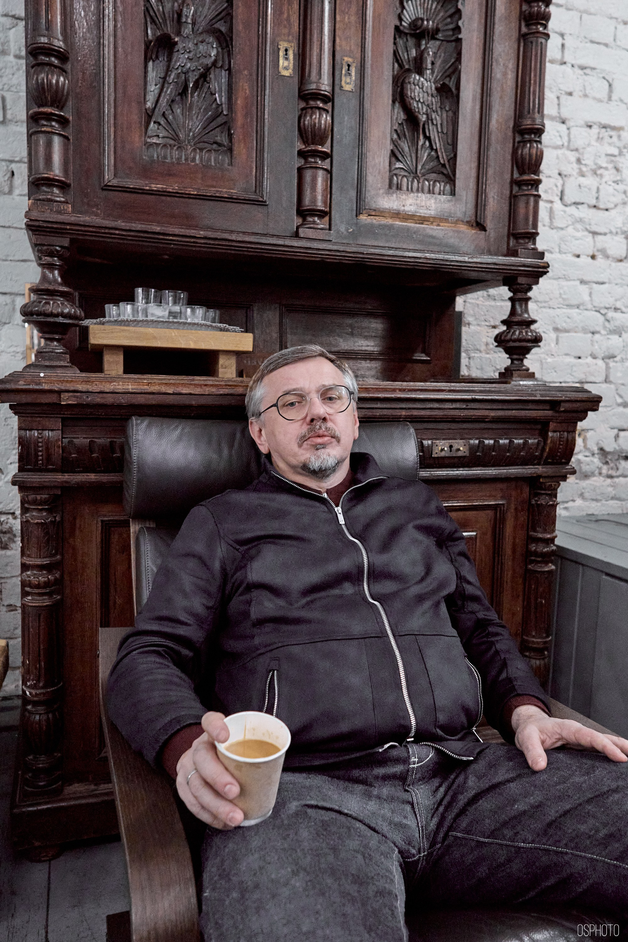 «Иду лесом». Кофе лофт в Братцево. Фотографъ Сергѣевъ. Поймать мгновеніе