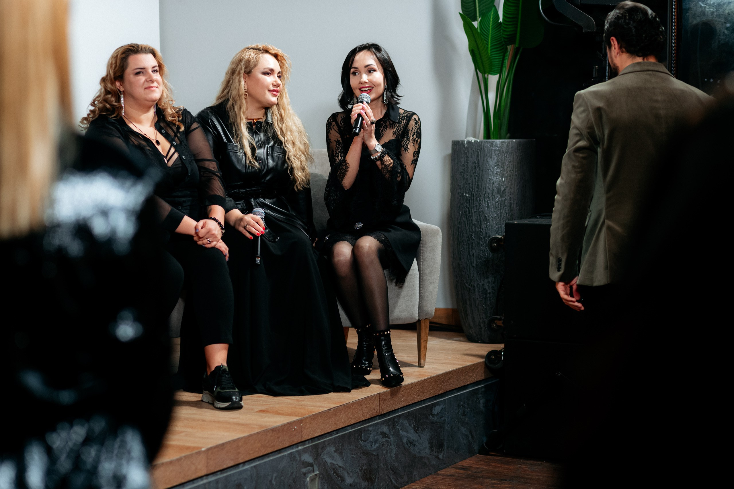 ЛИЦА.DV. СВОИ. ФОТООТЧЕТЫ-СОБЫТИЯ-МЕСТА