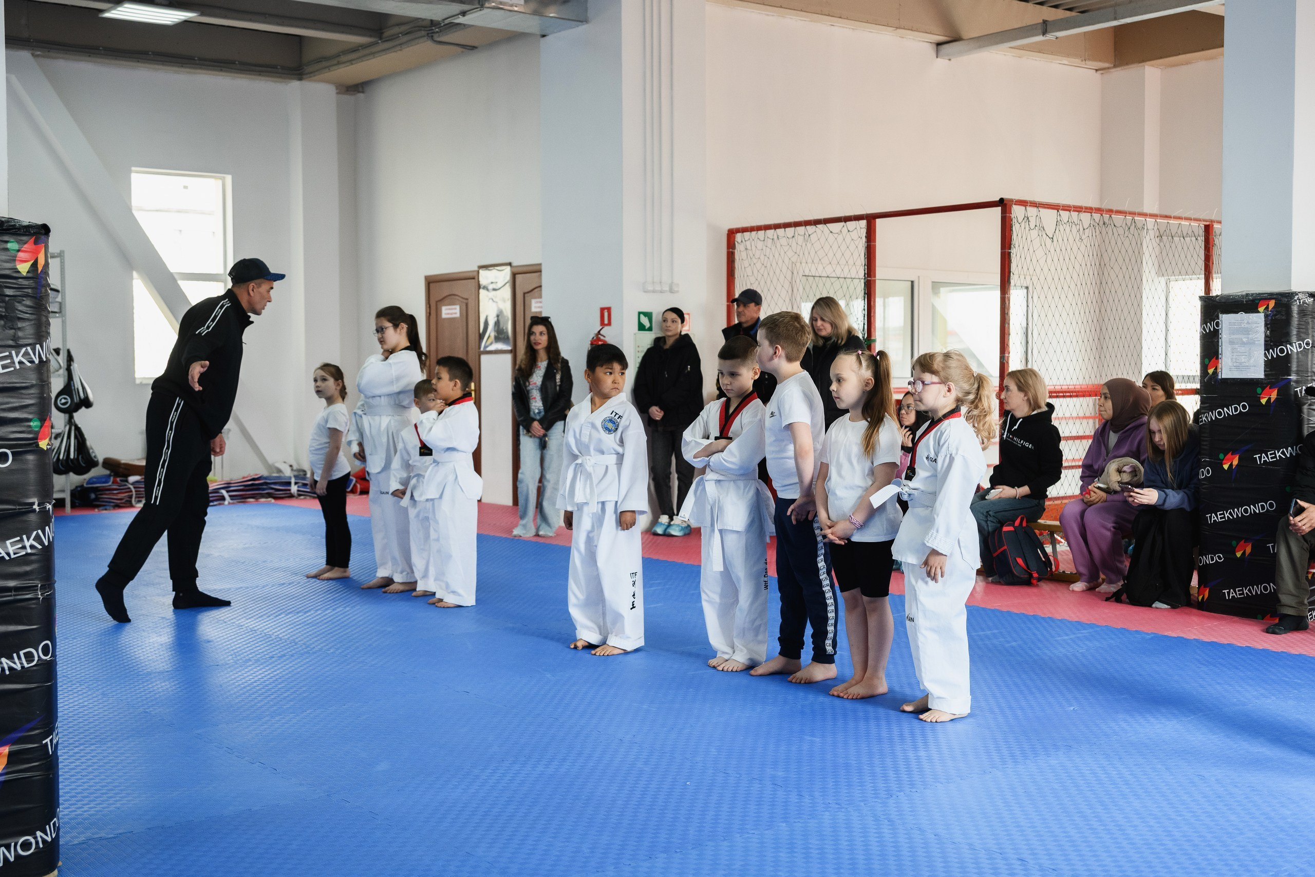 Фотосъемка спортивных соревнований в Петропавловске-Камчатском, Спортивная репортажная фотосессия в Петропавловске-Камчатском, Профессиональная съемка детских соревнований в Петропавловске-Камчатском, Динамичные спортивные фото в Петропавловске-Камчатском, Стоимость фотосъемки соревнований в Петропавловске-Камчатском.