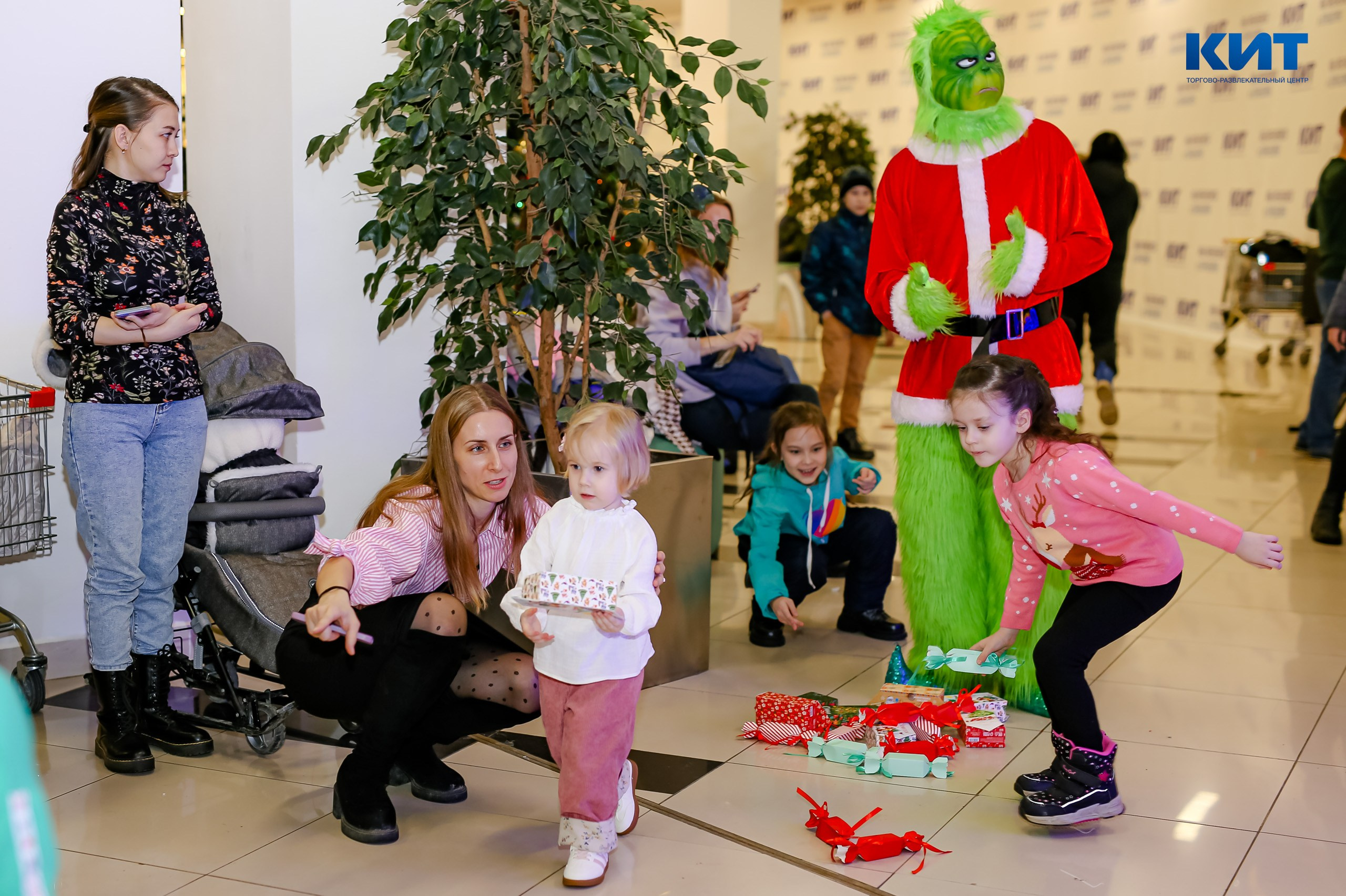 04.01 Утренник в Тц Кит. Команда специалистов в мире фотографии и видео. Детский фотограф, семейный фотограф