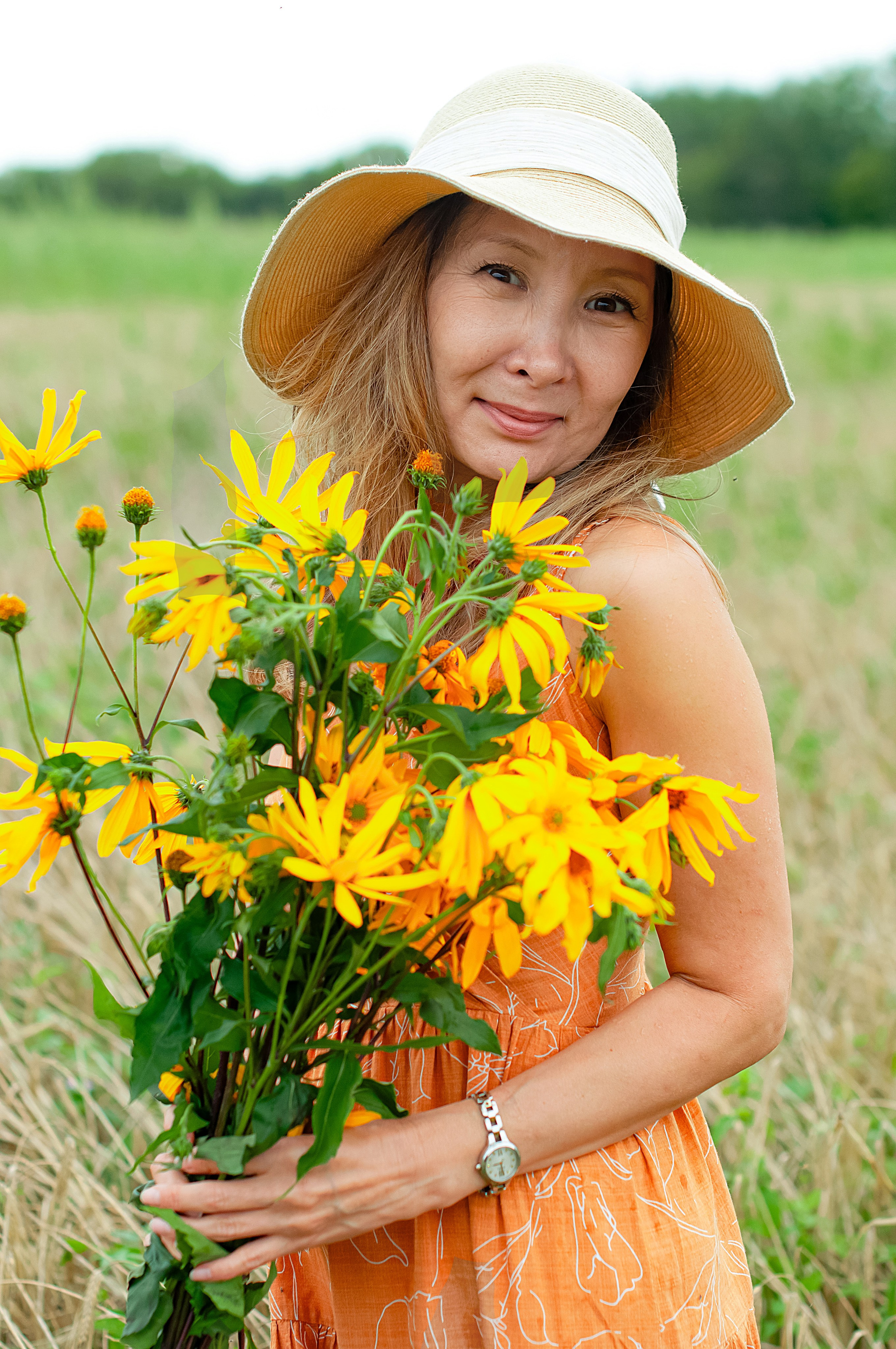 Фотосессия в поле с Вероникой. Фотограф в Хабаровске