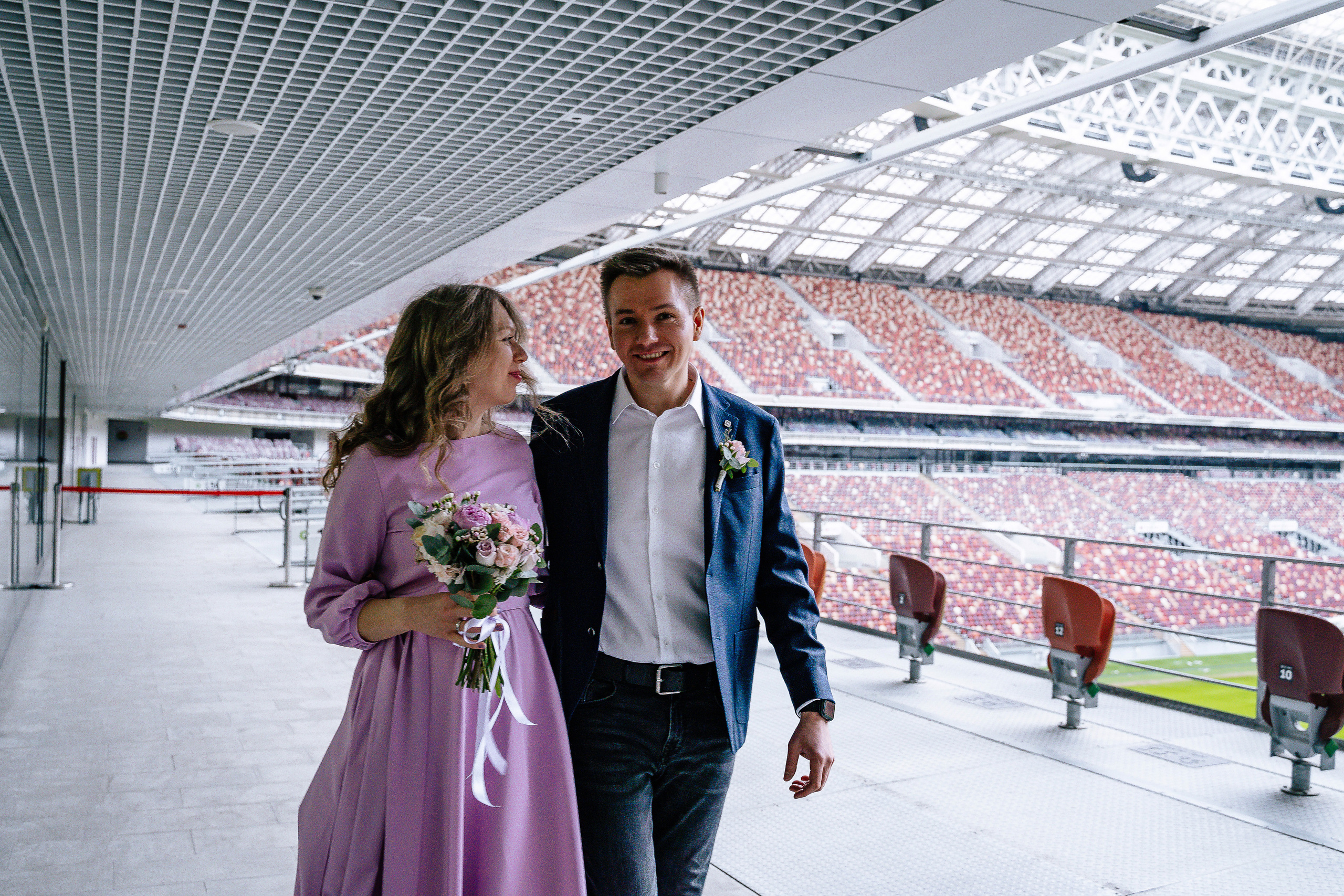 Свадебная фотосессия на стадионе Спартак Тушино
