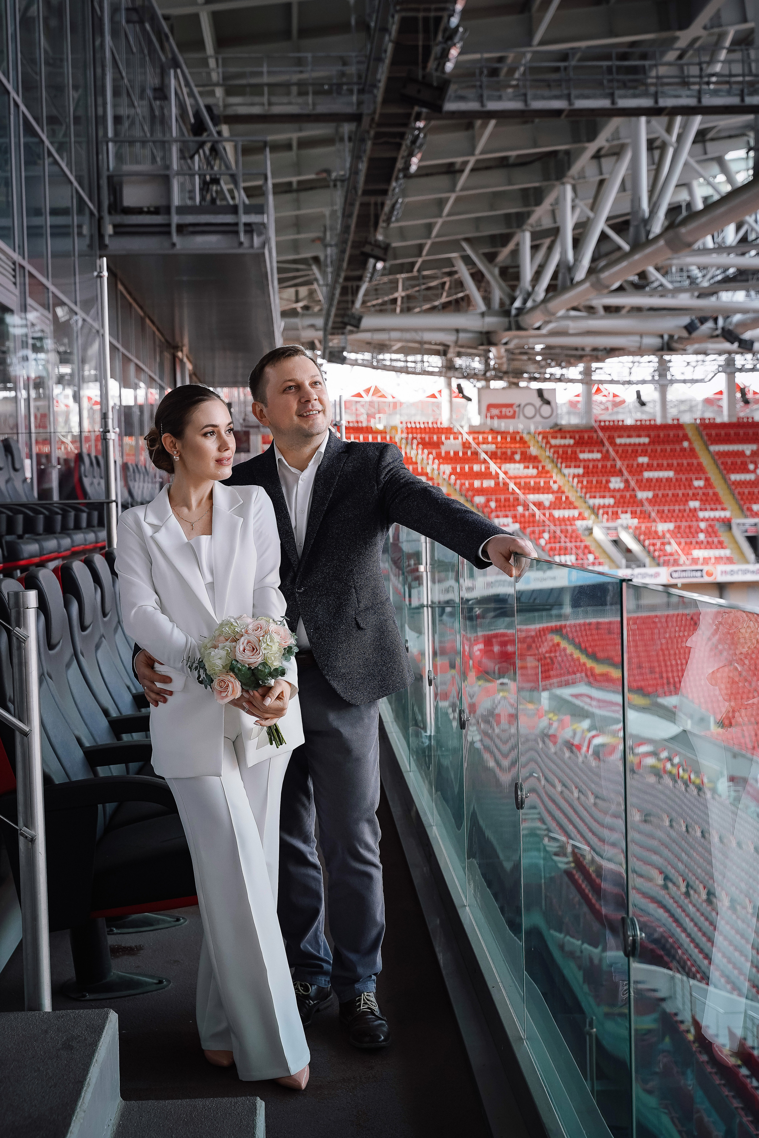 Свадебная фотосессия на стадионе Спартак Тушино