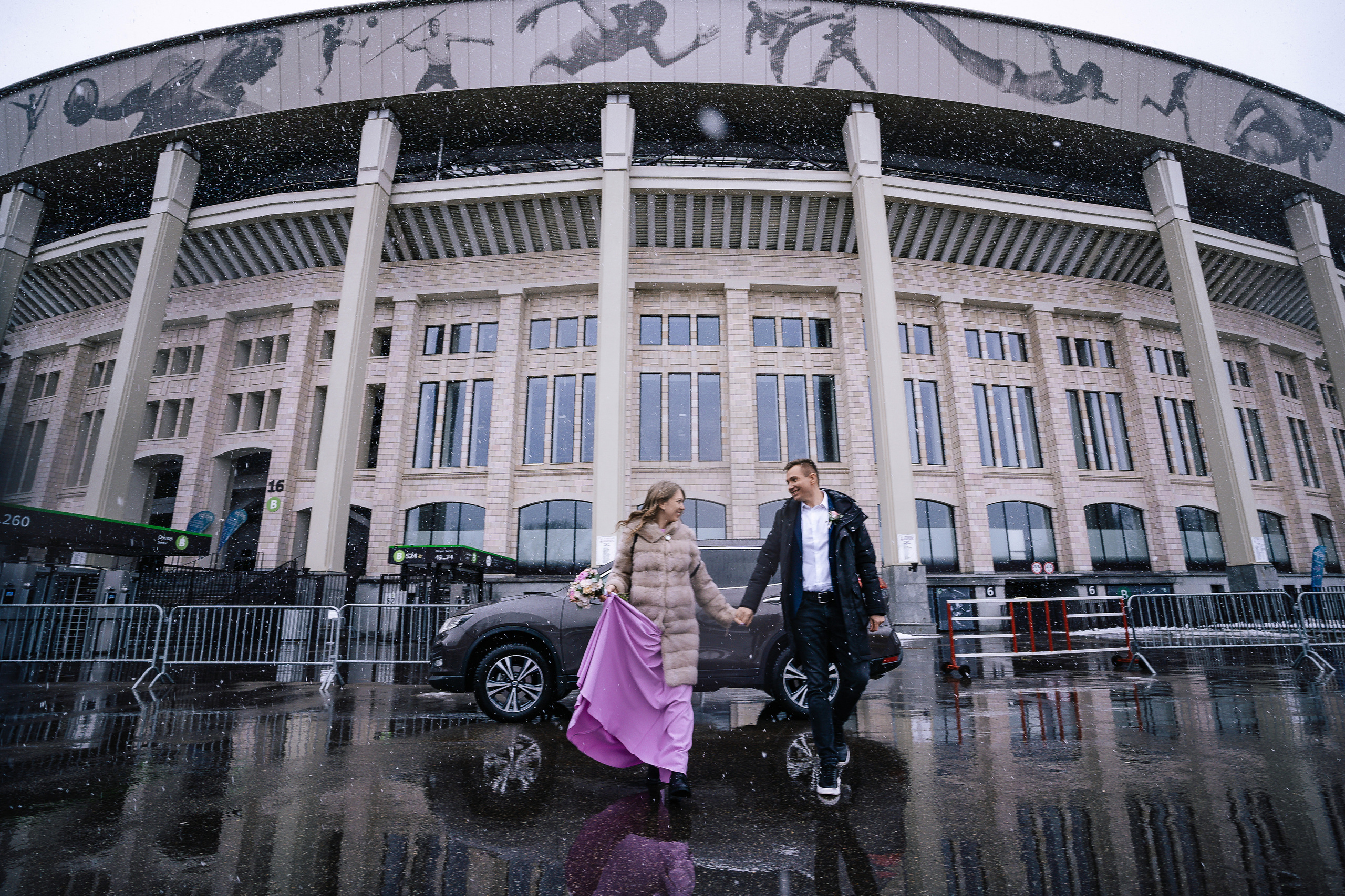 Свадебная фотосессия на стадионе Спартак Тушино