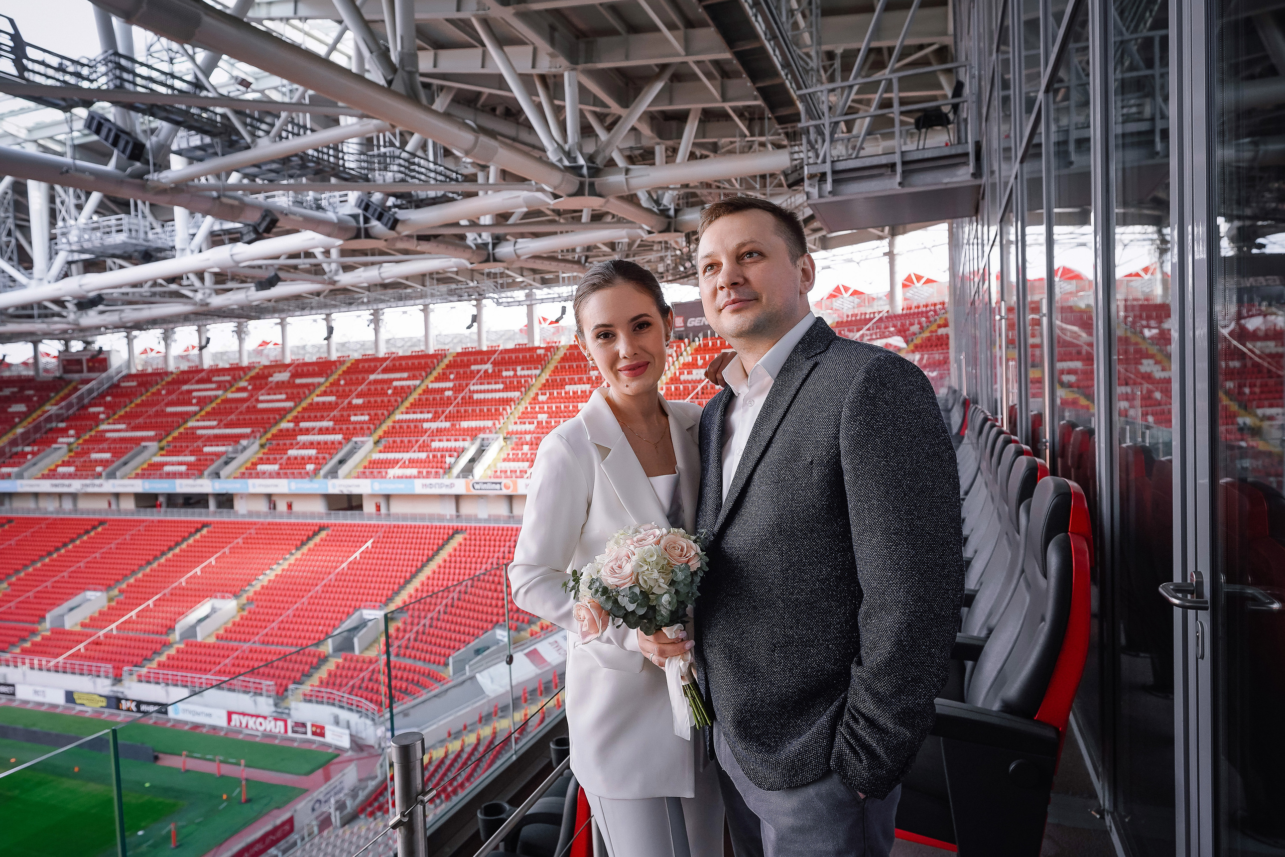 Свадебная фотосессия на стадионе Спартак Тушино
