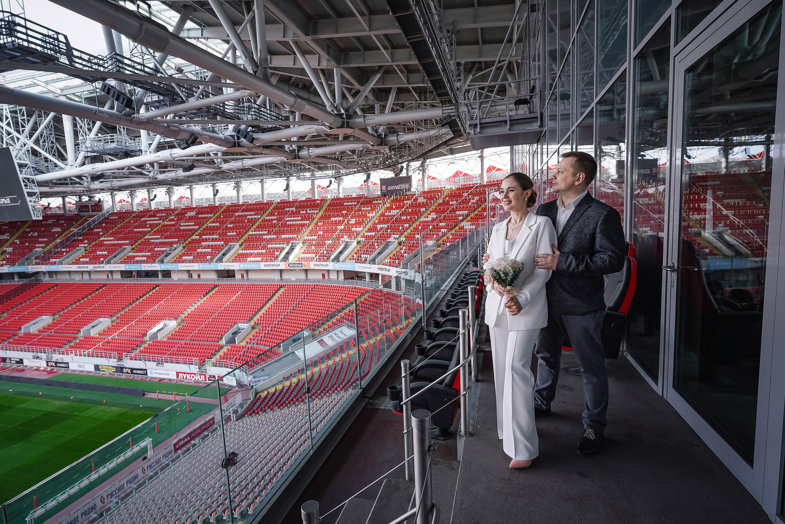 Свадебная фотосессия на стадионе Спартак Тушино