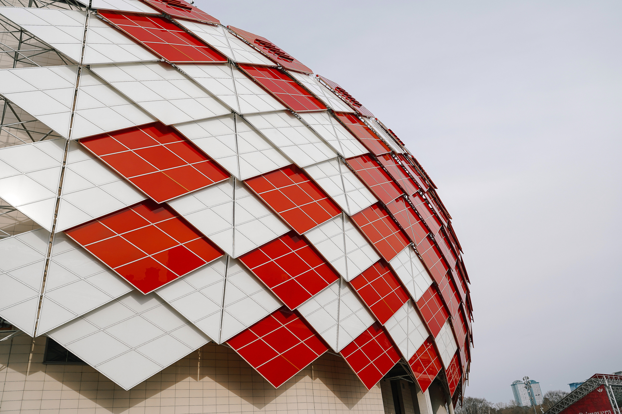 Свадебная фотосессия на стадионе Спартак Тушино