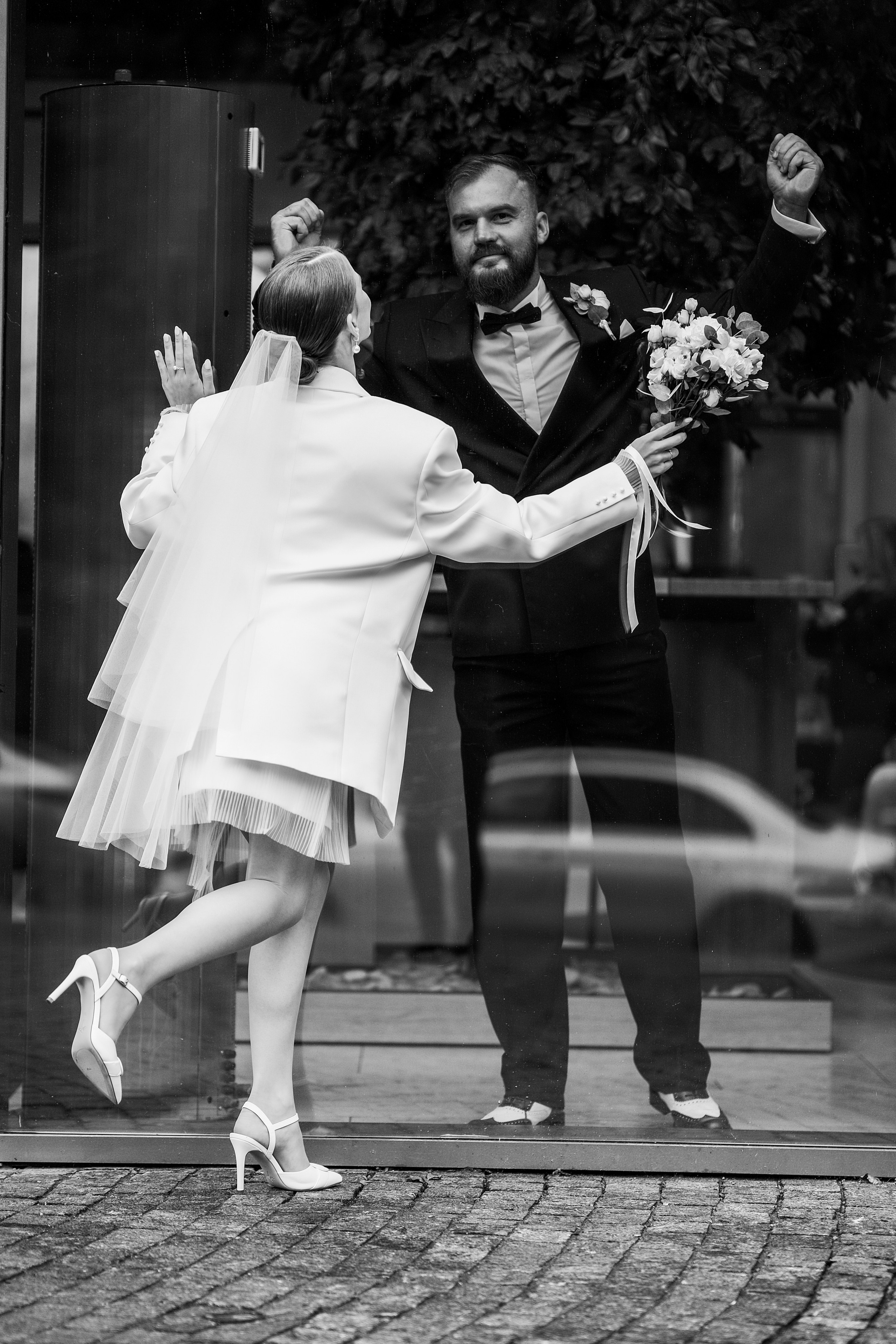 Свадебная фотосъемка Лизы и Олега в дождливый день. Фотограф СПб Александр Шведов: Свадьбы, фотопрогулки, портфолио, фотопроекты