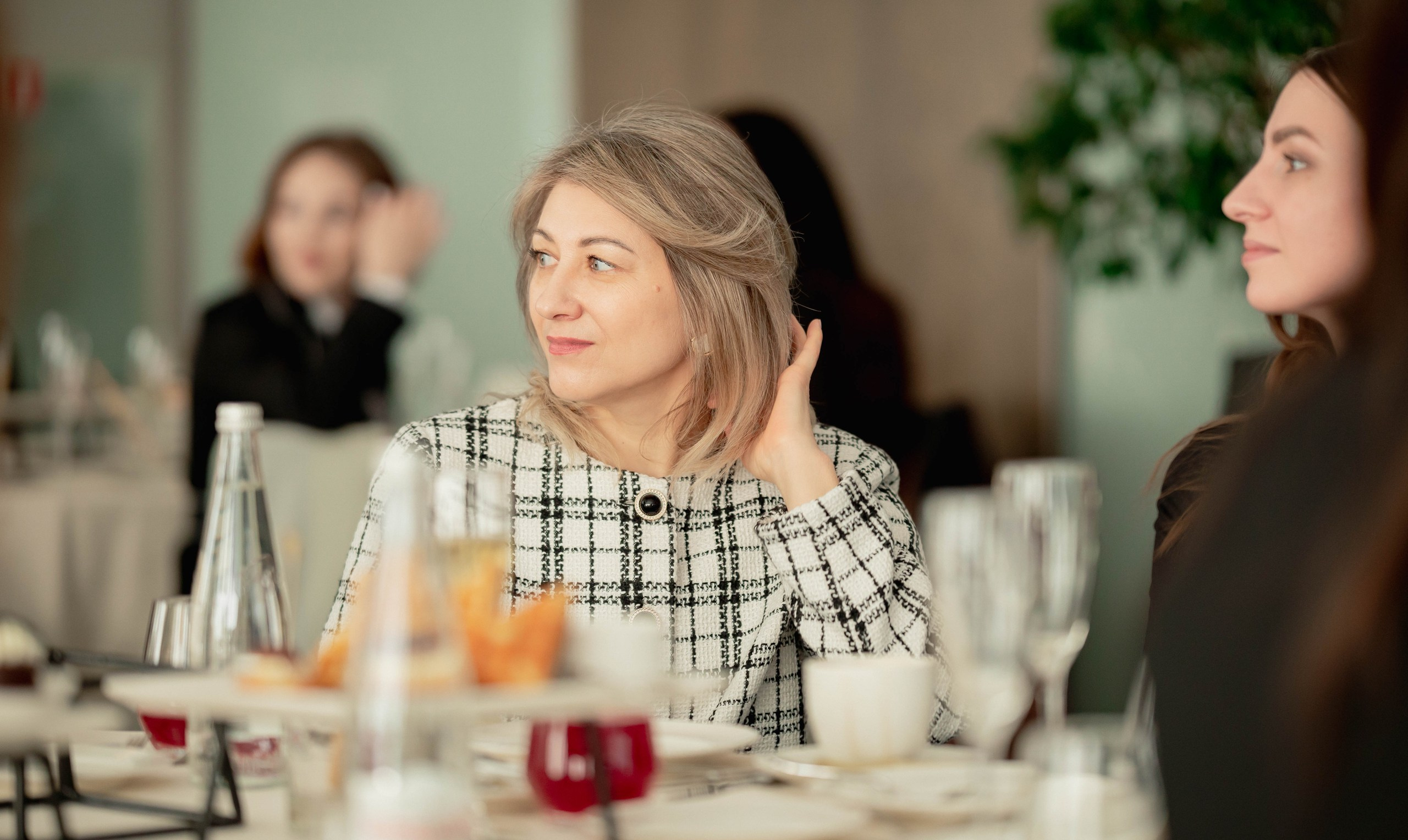 Репортажная фотосъемка мероприятия в отеле Mariott