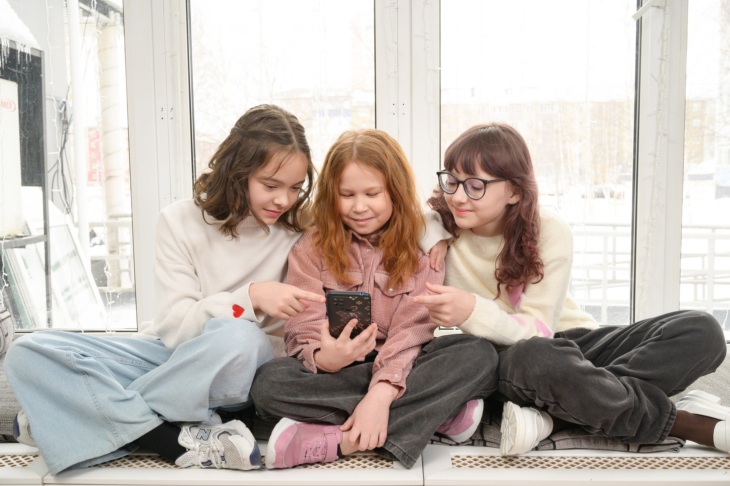 Школьные фото младших классов Нижневартовск | Портфолио фотографа. AR-t студия «Альбом+», г. Нижневартовск