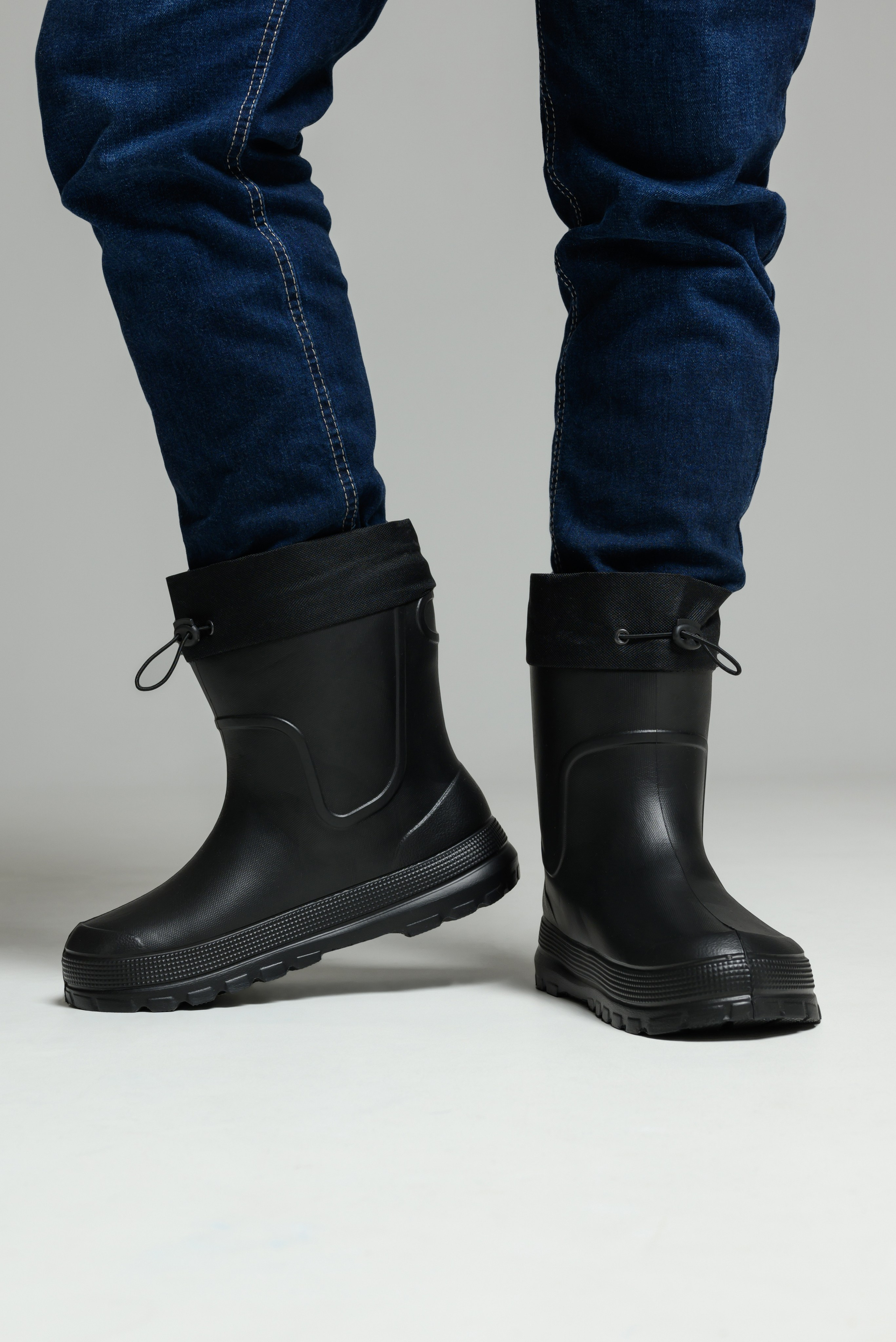 Резиновые сапоги. Предметный фотограф, фото для маркетплейсов Пятигорск, КМВ